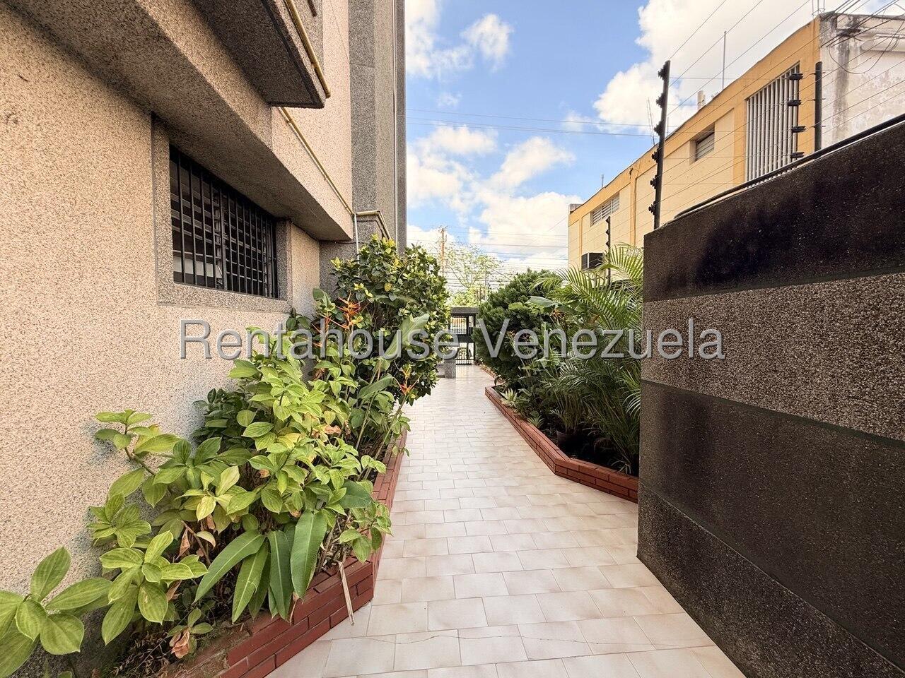 Apartamento en venta en Barquisimeto (Santa Elena), foto 1 de 12