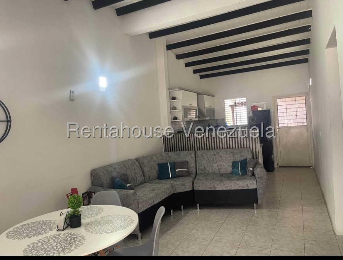 Casa en venta en Cabudare (Roca Nostra), foto 2 de 12
