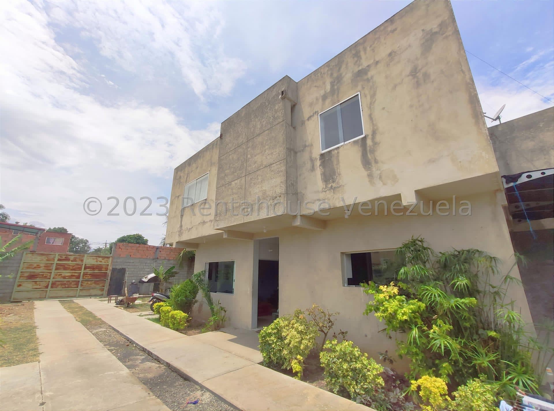 Casa en venta en Cabudare (La Piedad Sur), foto 2 de 12