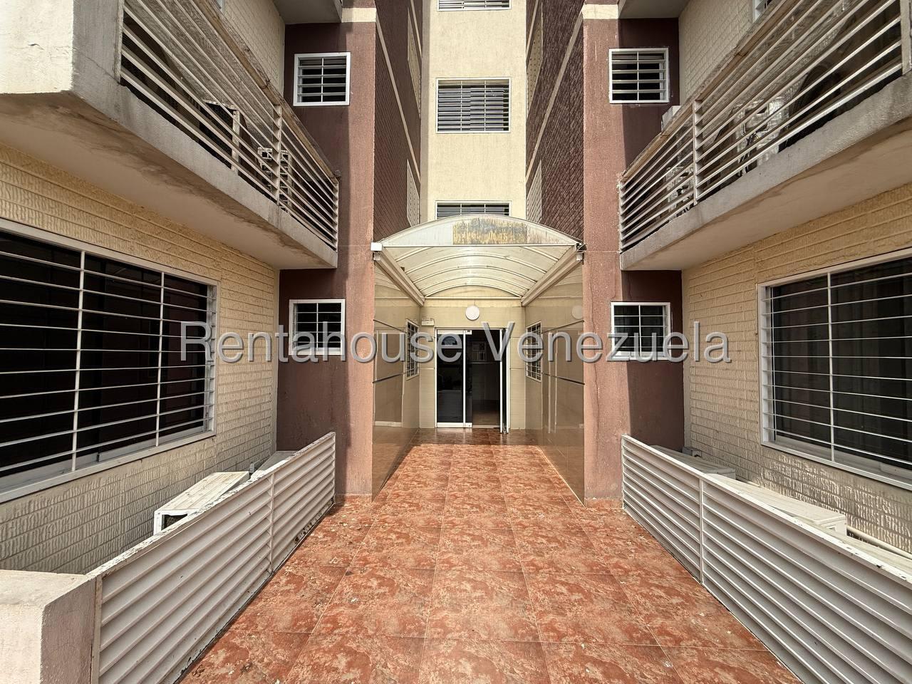 Apartamento en venta en Barquisimeto (Zona Oeste), foto 2 de 12