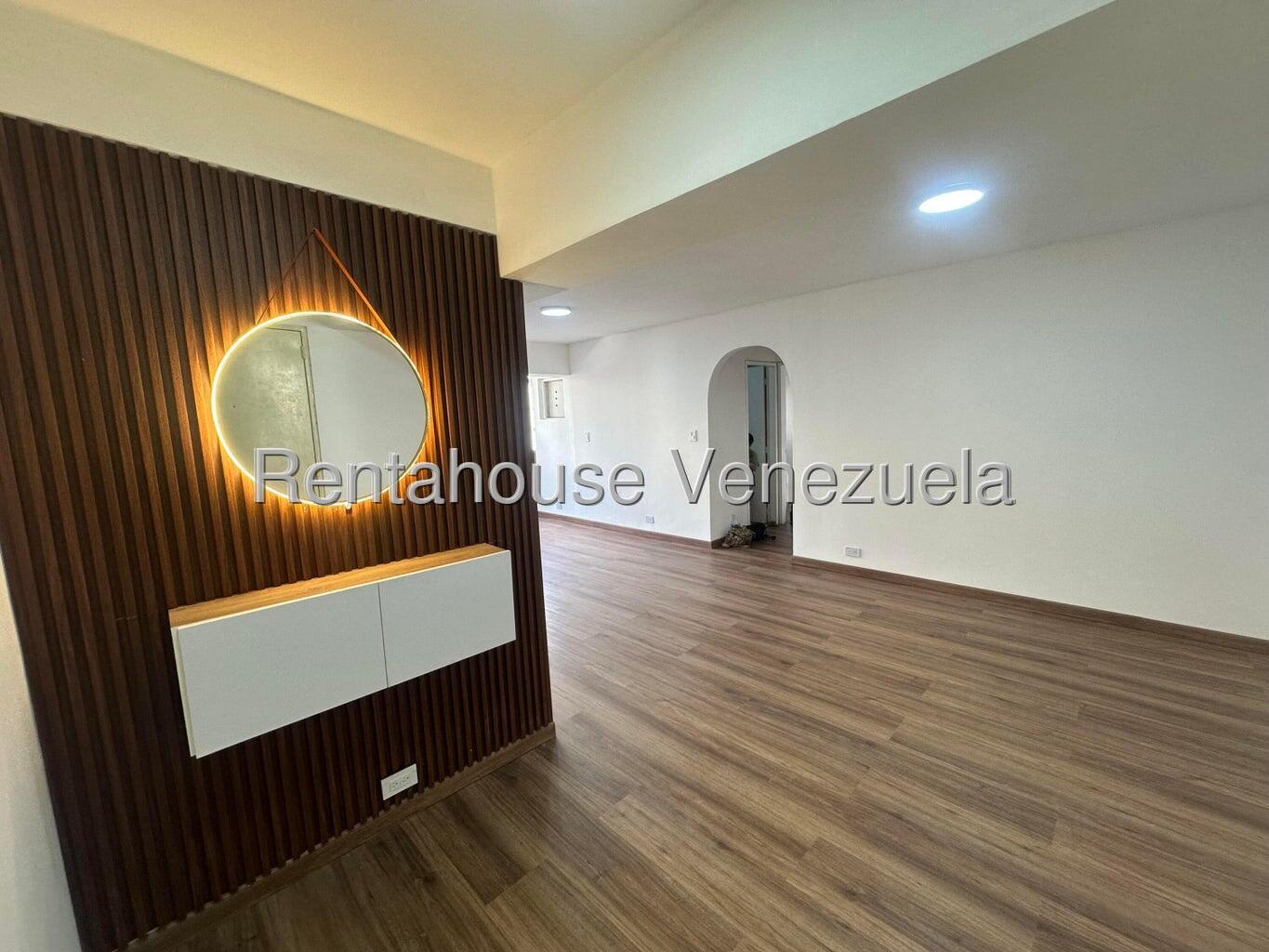 Apartamento en venta en Caracas (La Urbina), foto 2 de 12