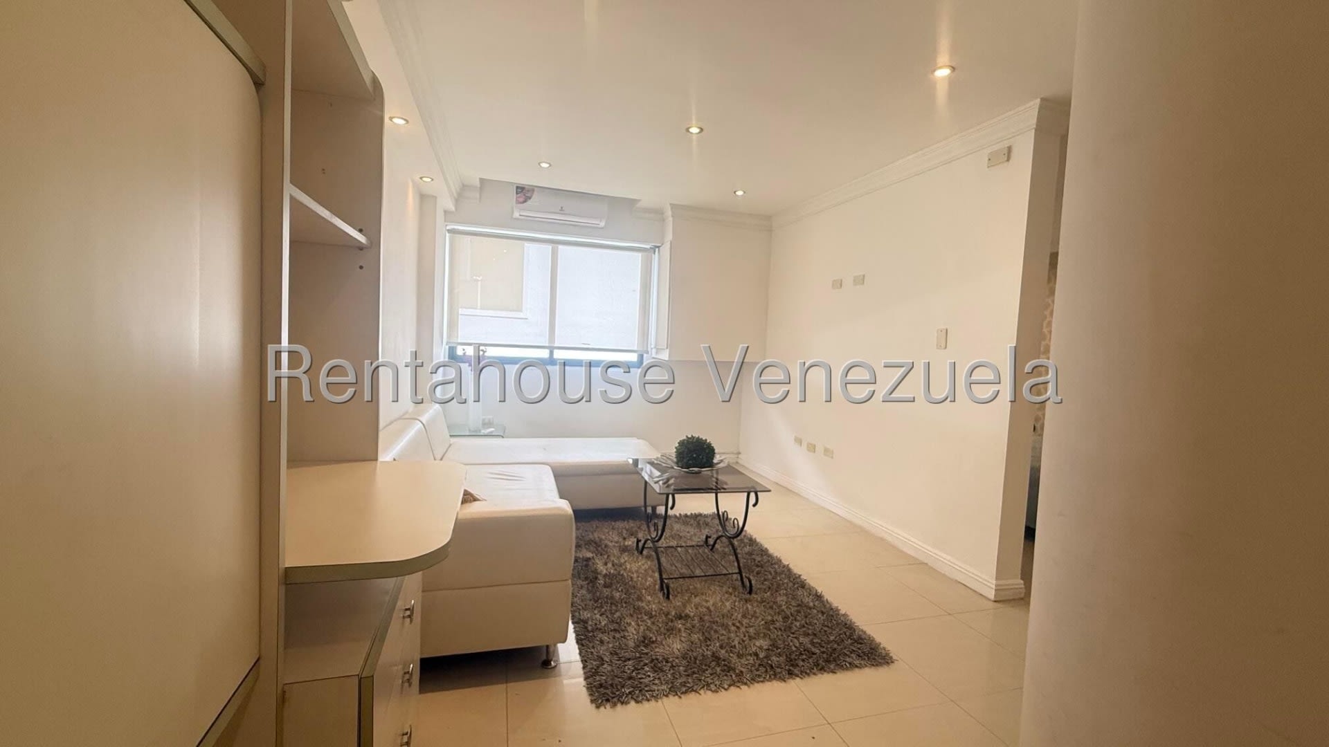 Apartamento en alquiler en Caracas (La Boyera), foto 2 de 12
