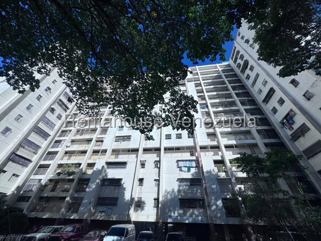 Apartamento en venta en Caracas (El Valle), foto 1 de 12