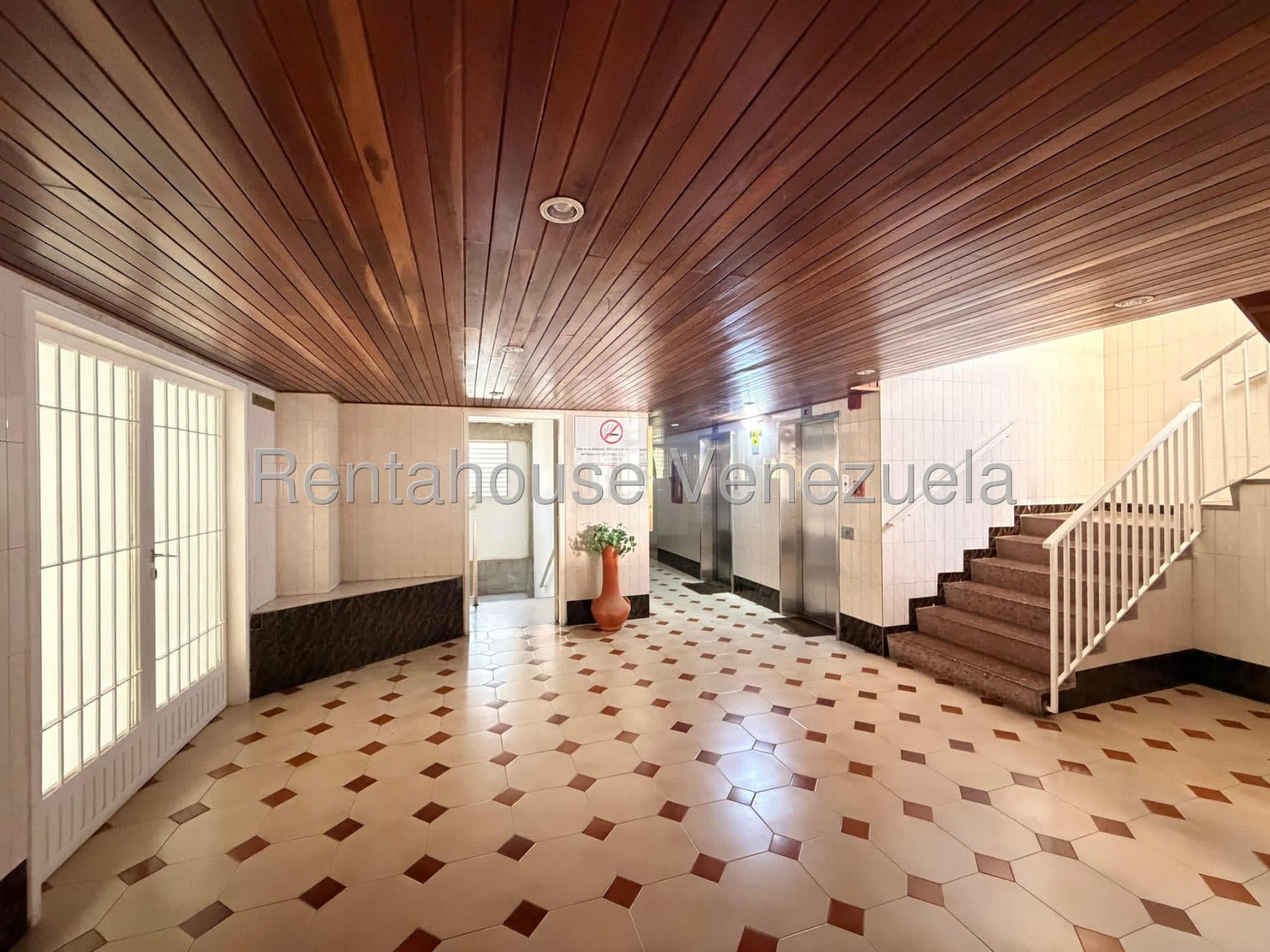 Apartamento en venta en Caracas (Lomas del Avila), foto 2 de 12