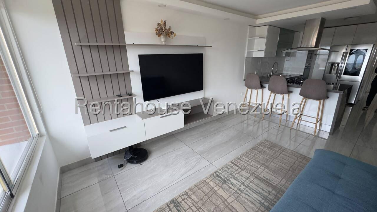 Apartamento en alquiler en Caracas (Colinas de La Tahona), foto 3 de 12