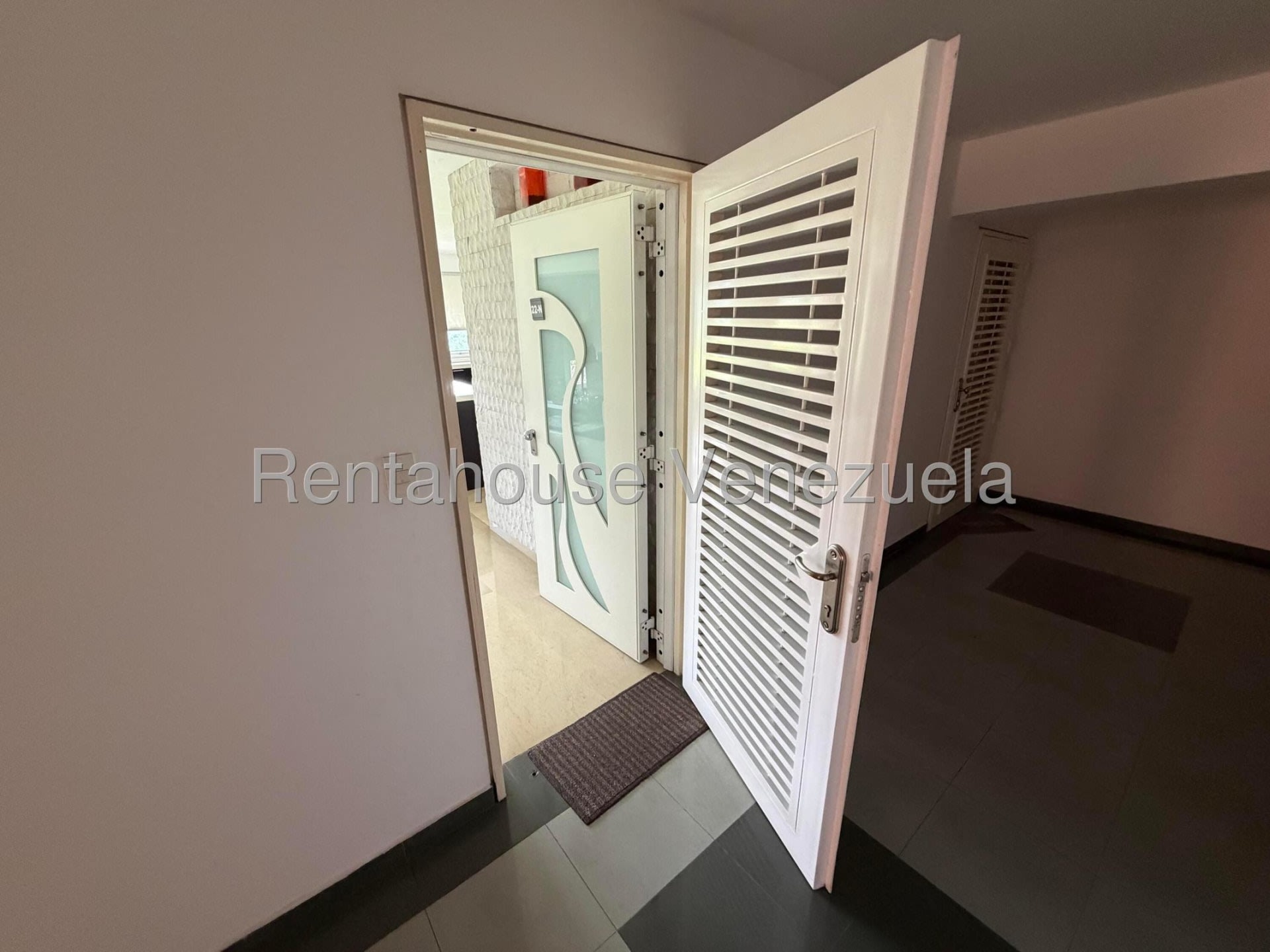 Apartamento en alquiler en Caracas (Lomas del Sol), foto 5 de 12