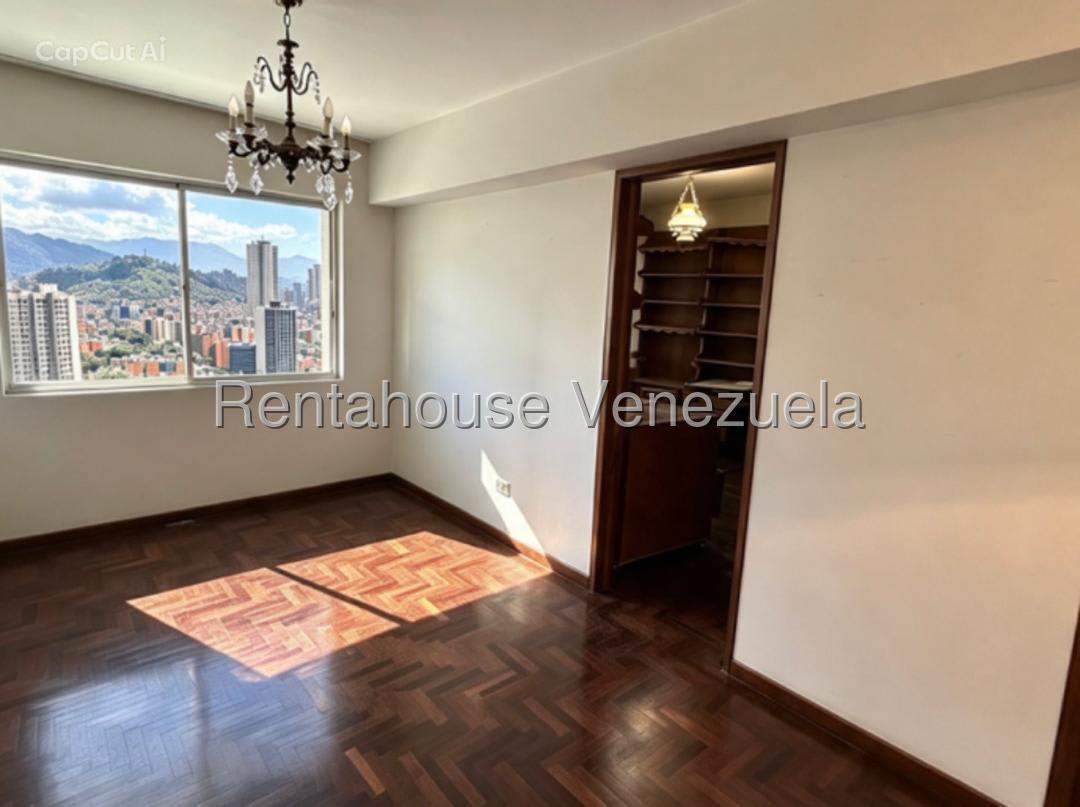Apartamento en venta en Caracas (Colinas de Santa Monica), foto 3 de 12