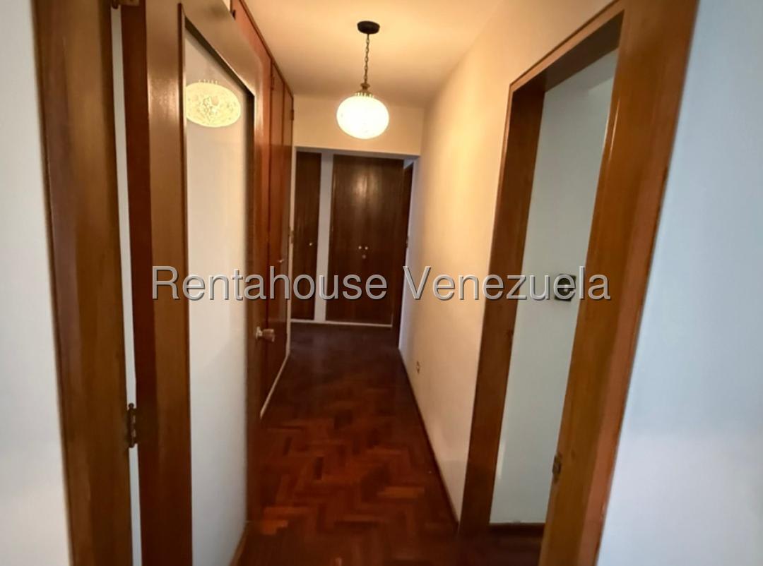 Apartamento en venta en Caracas (Colinas de Santa Monica), foto 5 de 12