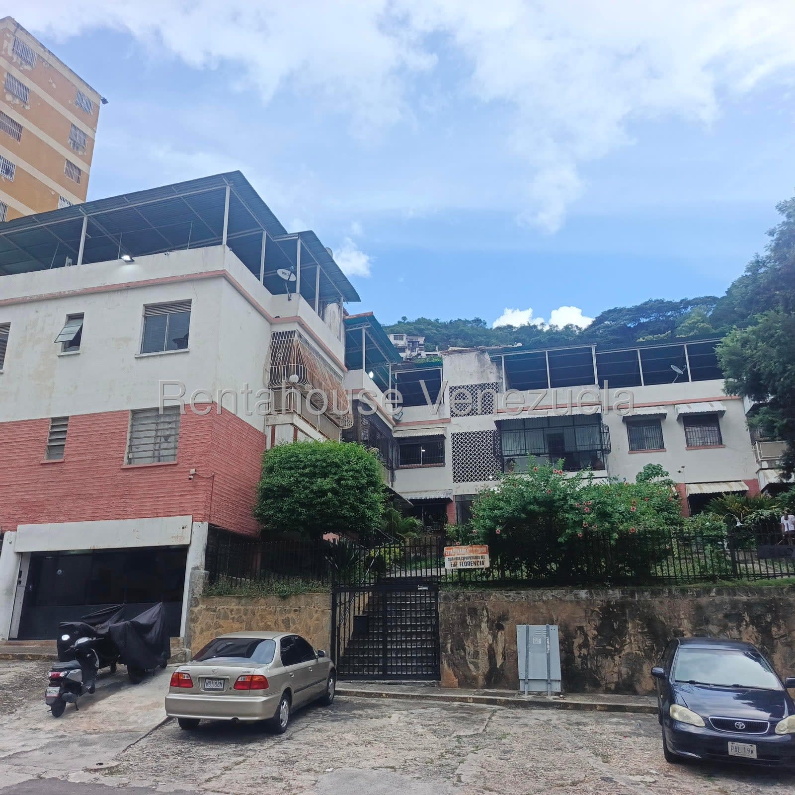Apartamento en venta en Caracas (Los Chaguaramos), foto 1 de 12