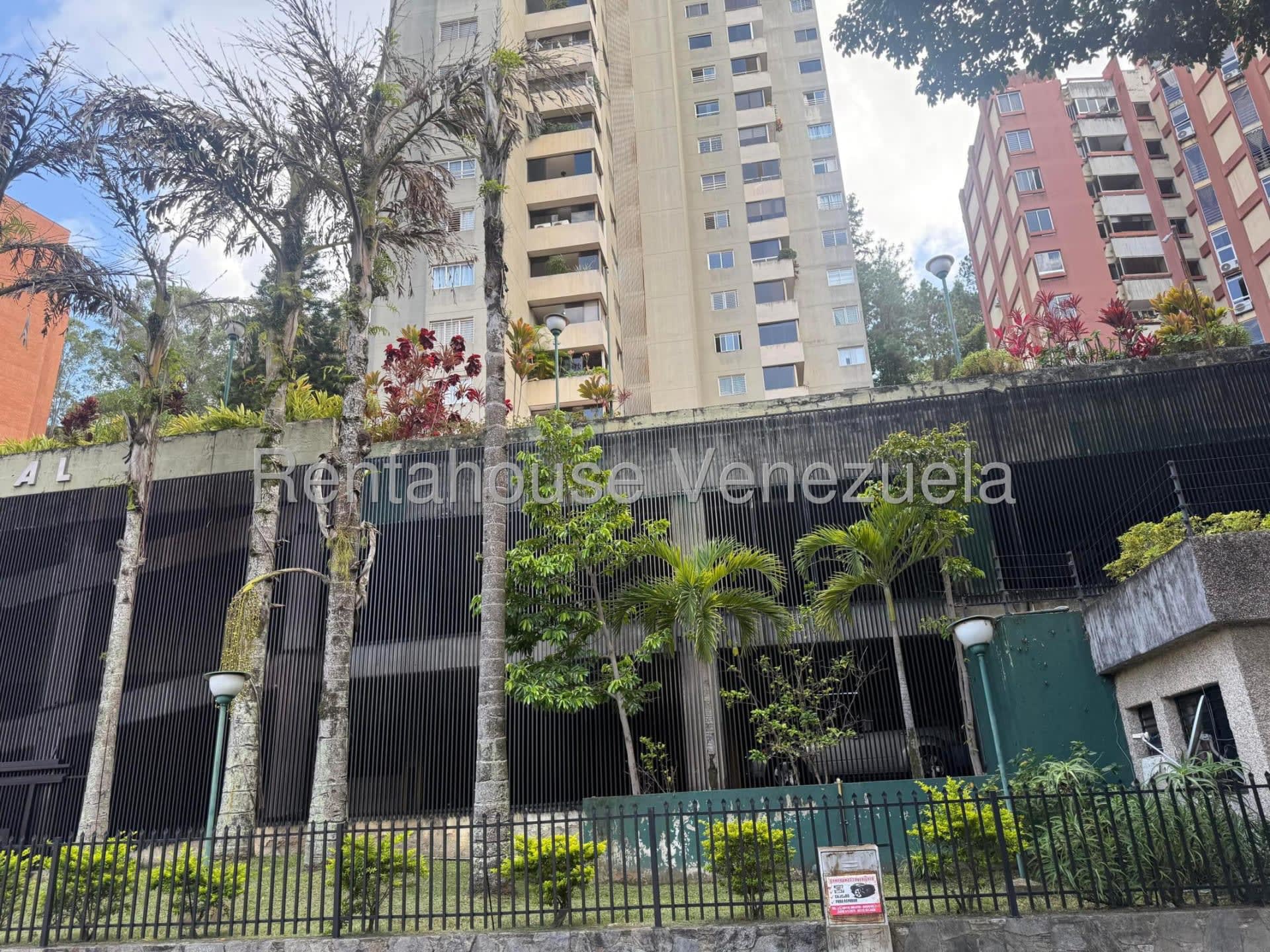 Apartamento en venta en Caracas (Los Naranjos del Cafetal), foto 1 de 12