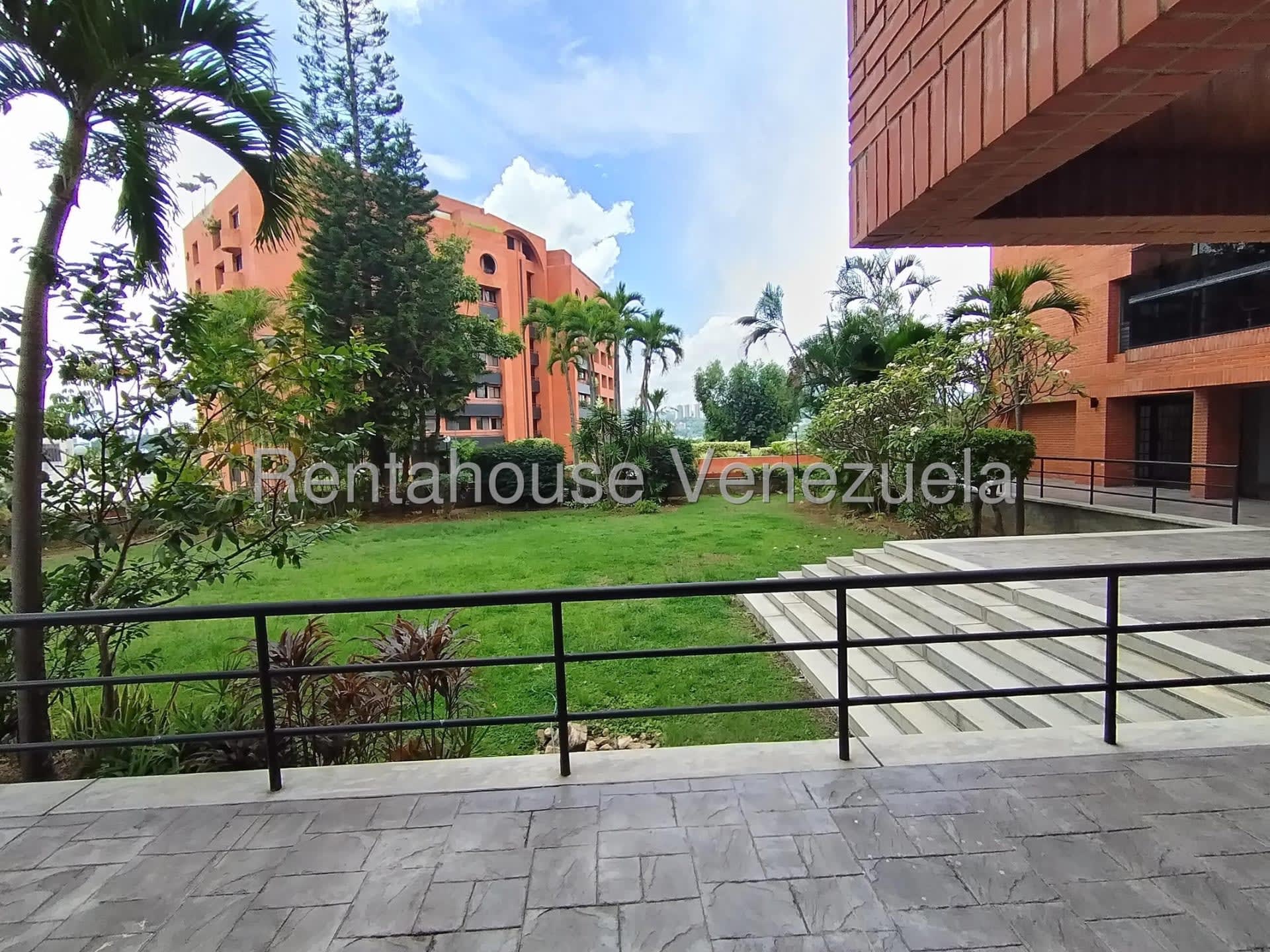 Apartamento en venta en Caracas (Colinas de Valle Arriba), foto 2 de 12