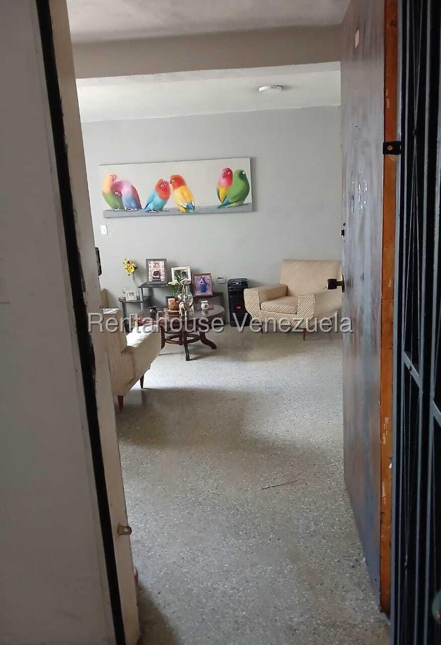 Apartamento en alquiler en Caracas (El Valle), foto 3 de 12