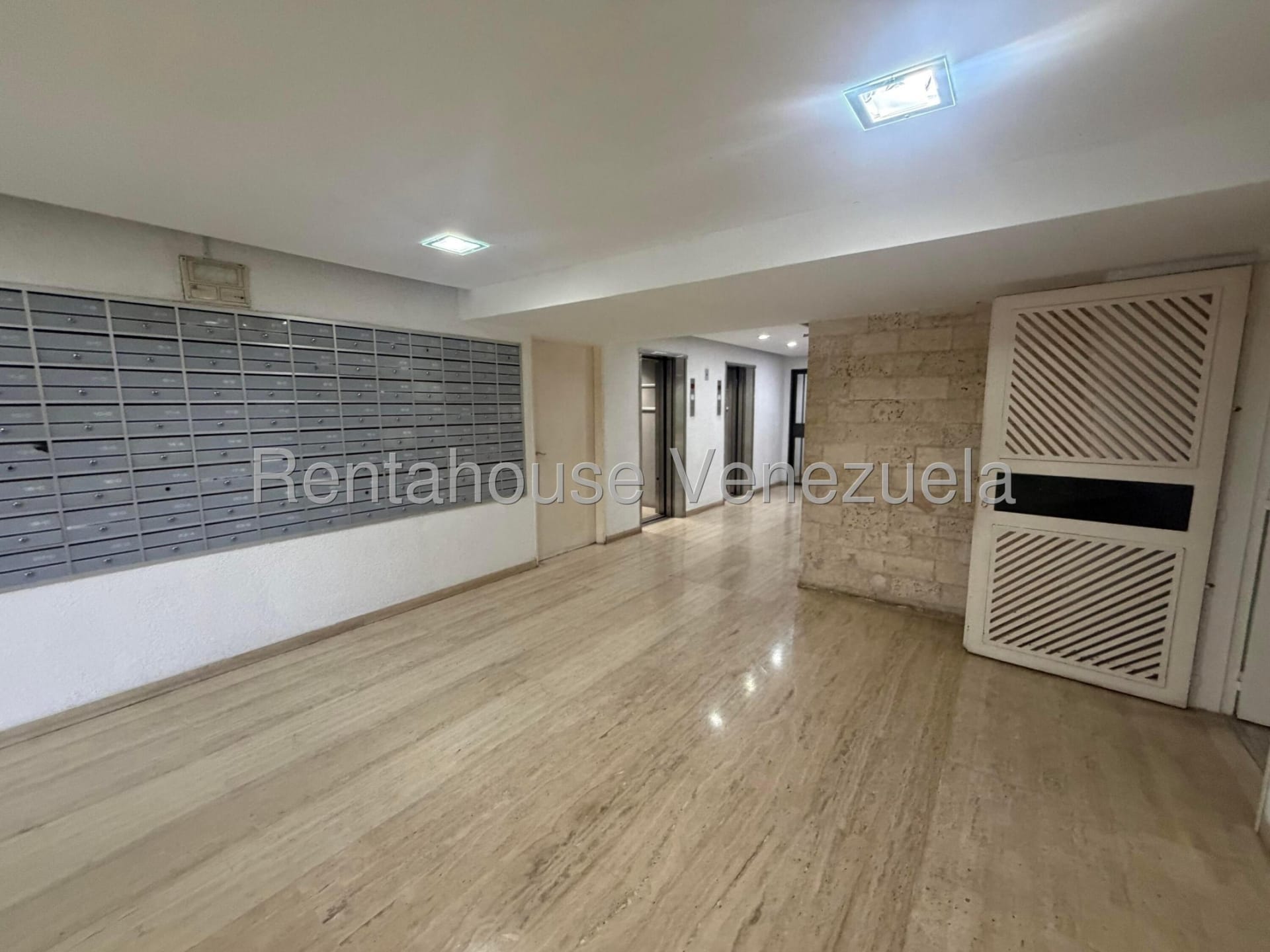 Apartamento en alquiler en Caracas (Manzanares), foto 3 de 12
