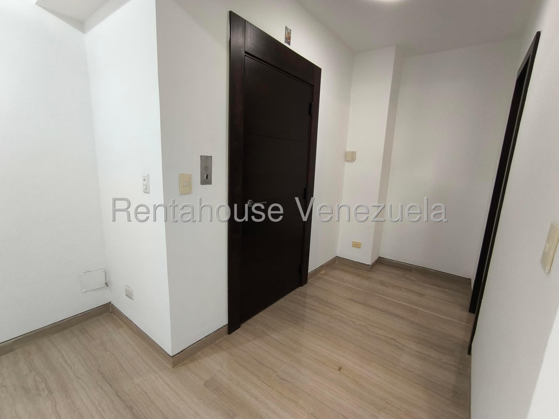 Apartamento en venta en Caracas (Lomas de La Lagunita), foto 4 de 12