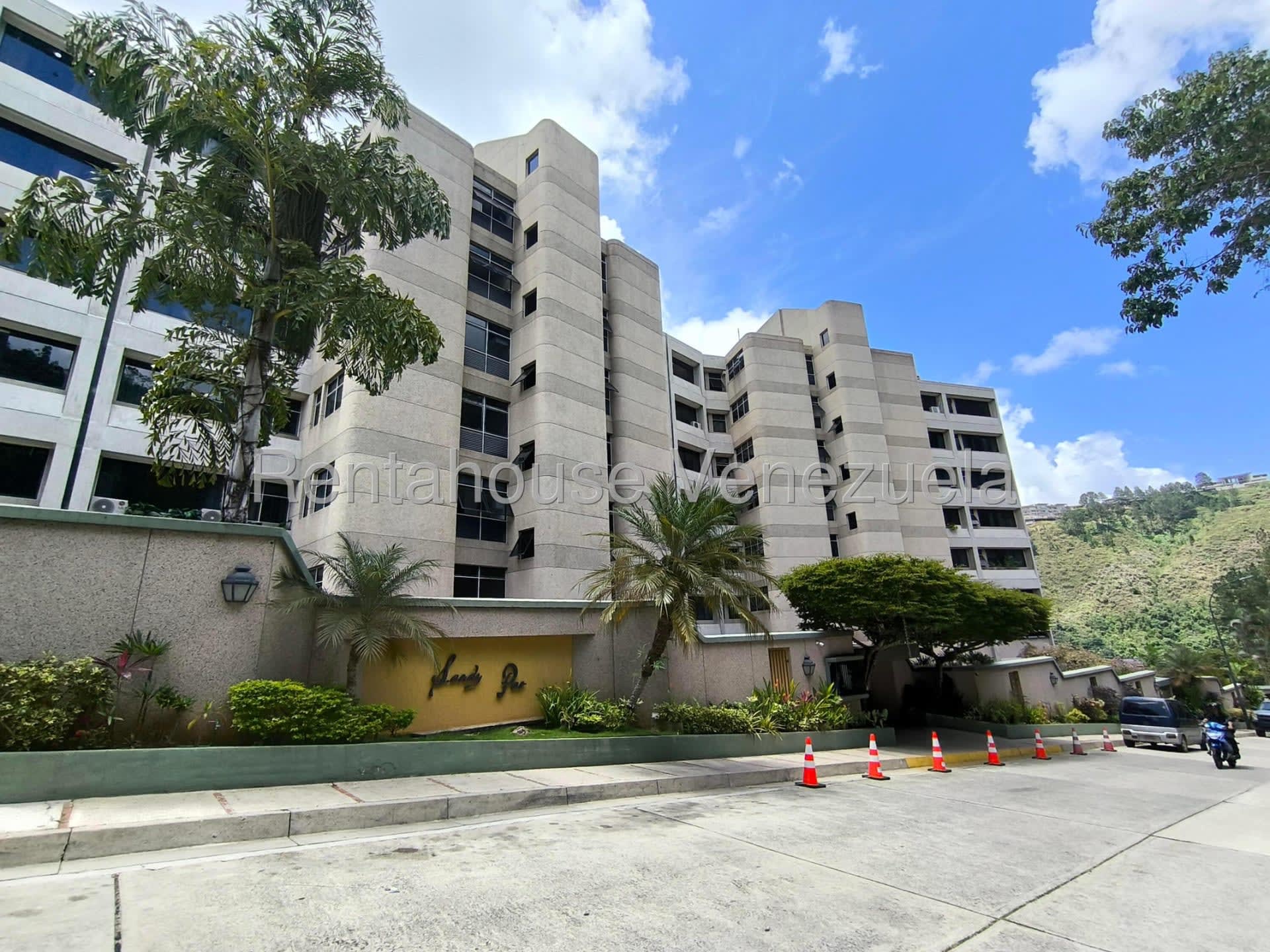 Apartamento en venta en Caracas (Lomas de La Lagunita), foto 1 de 12