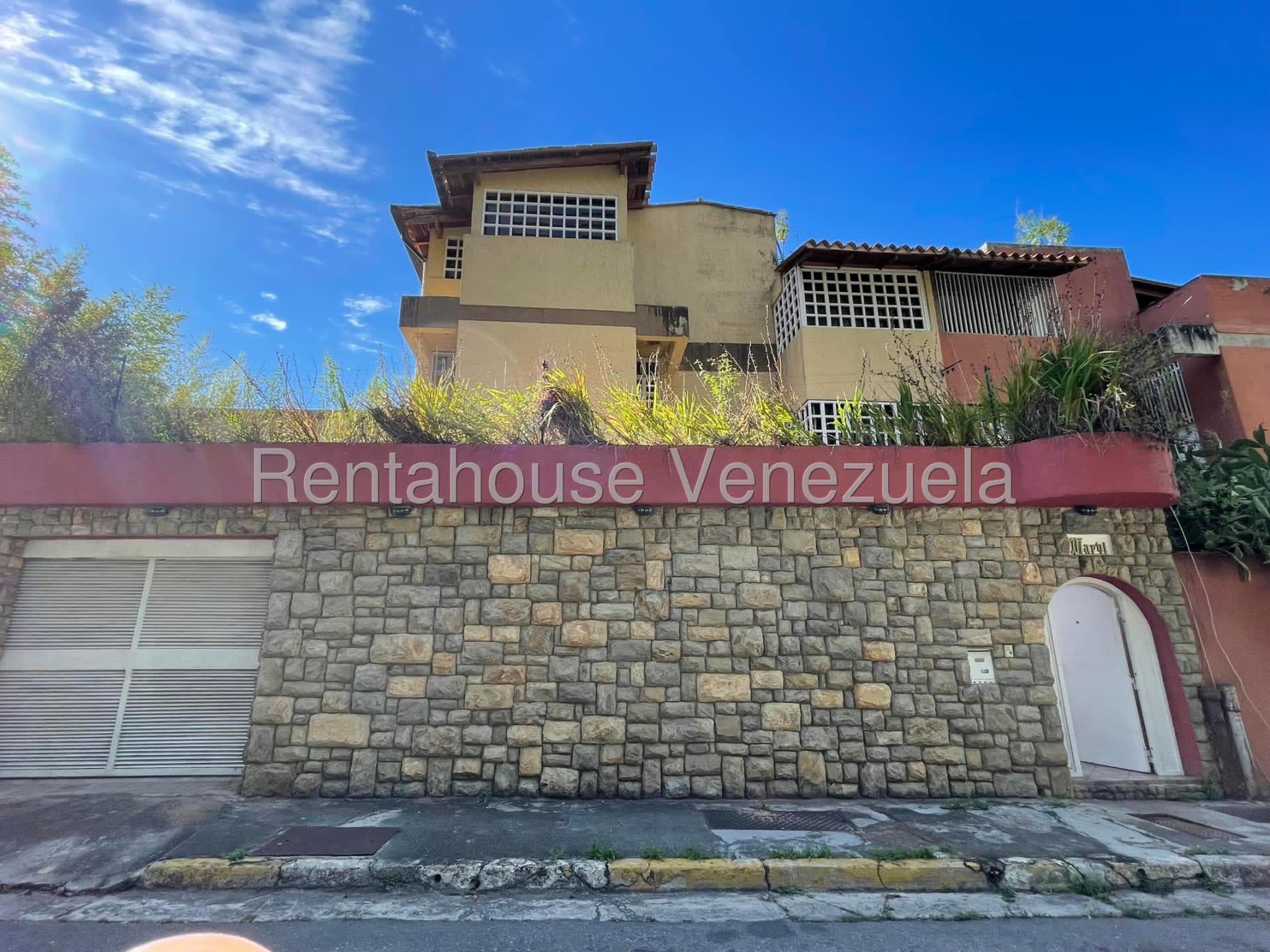 Casa en venta en Caracas (Los Naranjos del Cafetal), foto 1 de 12