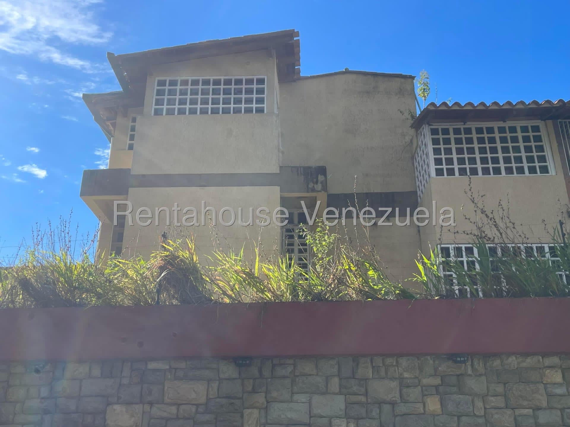 Casa en venta en Caracas (Los Naranjos del Cafetal), foto 2 de 12