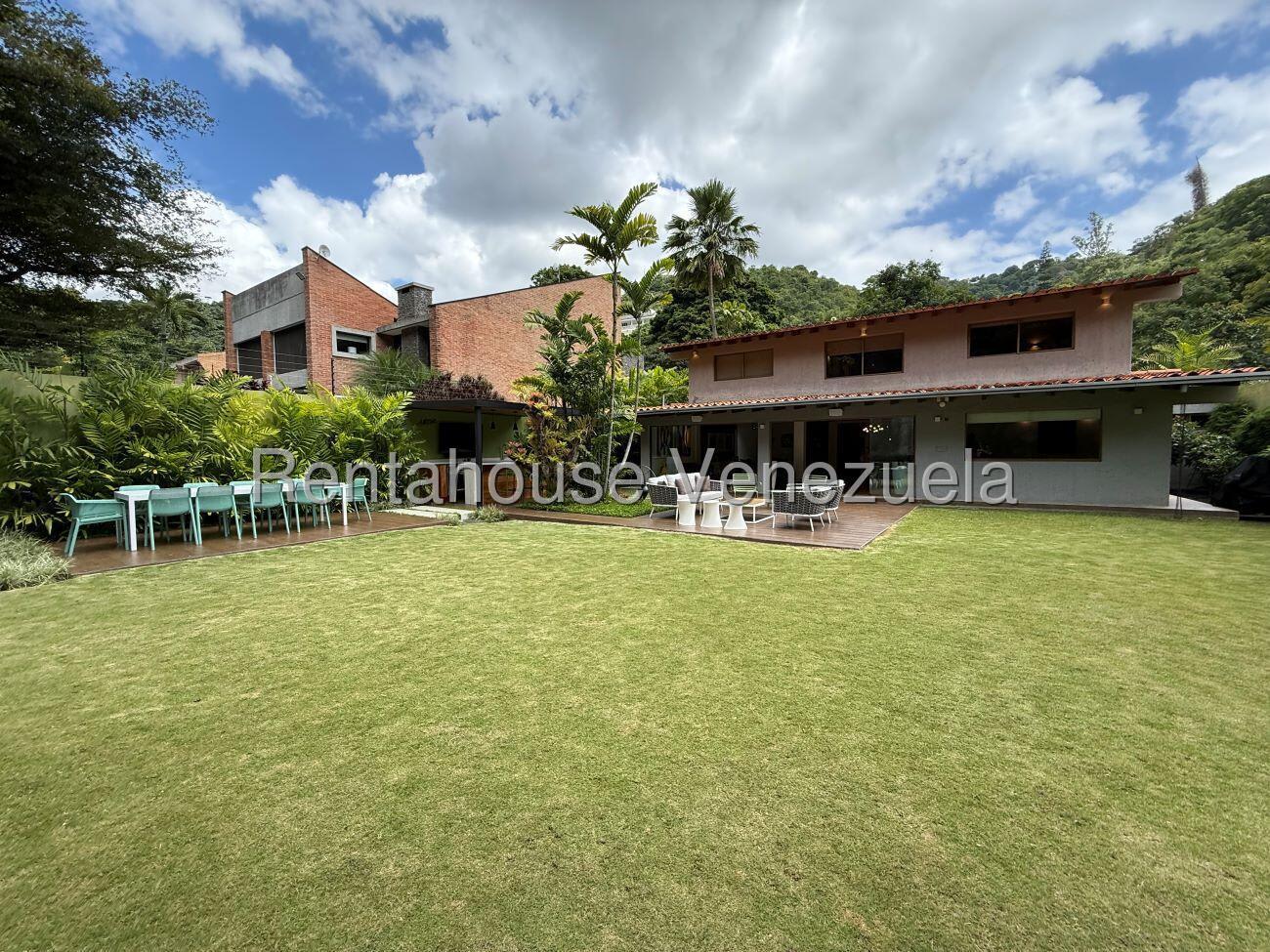 Casa en venta en Caracas (Colinas del Tamanaco), foto 1 de 12