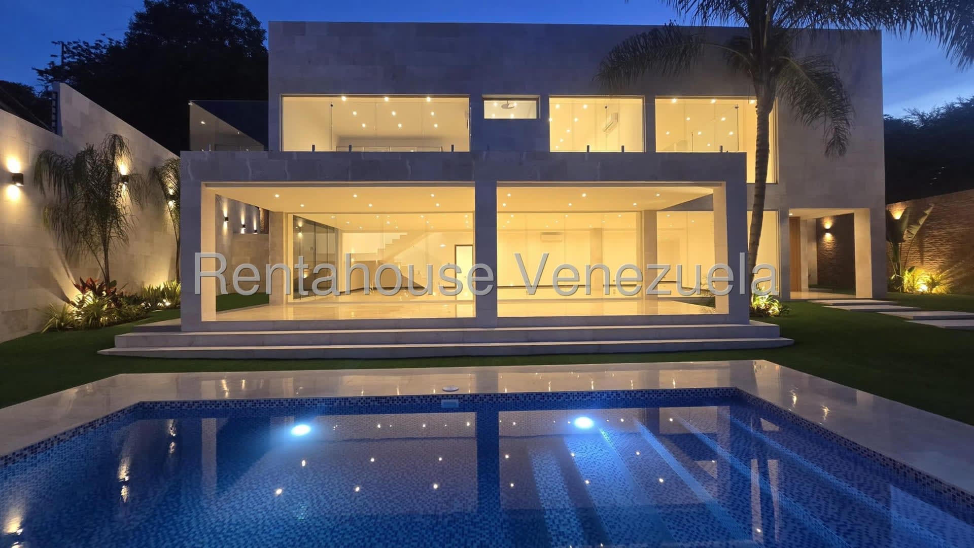 Casa en venta en Caracas (Prados del Este), foto 1 de 12
