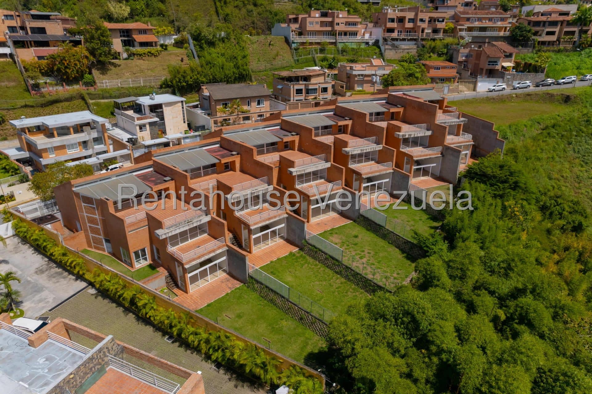 Casa en venta en Caracas (Alto Hatillo), foto 4 de 12