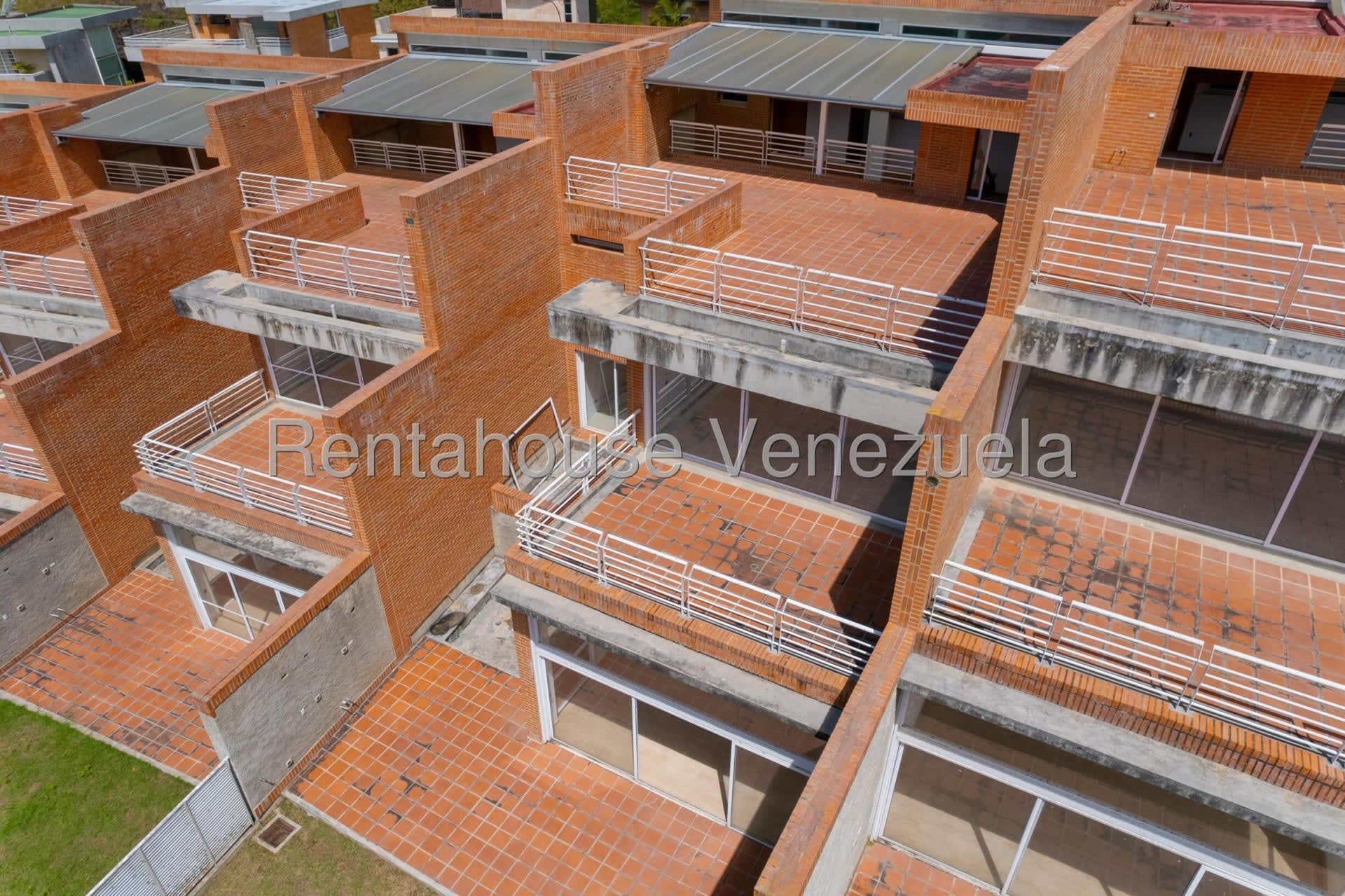 Casa en venta en Caracas (Alto Hatillo), foto 3 de 12