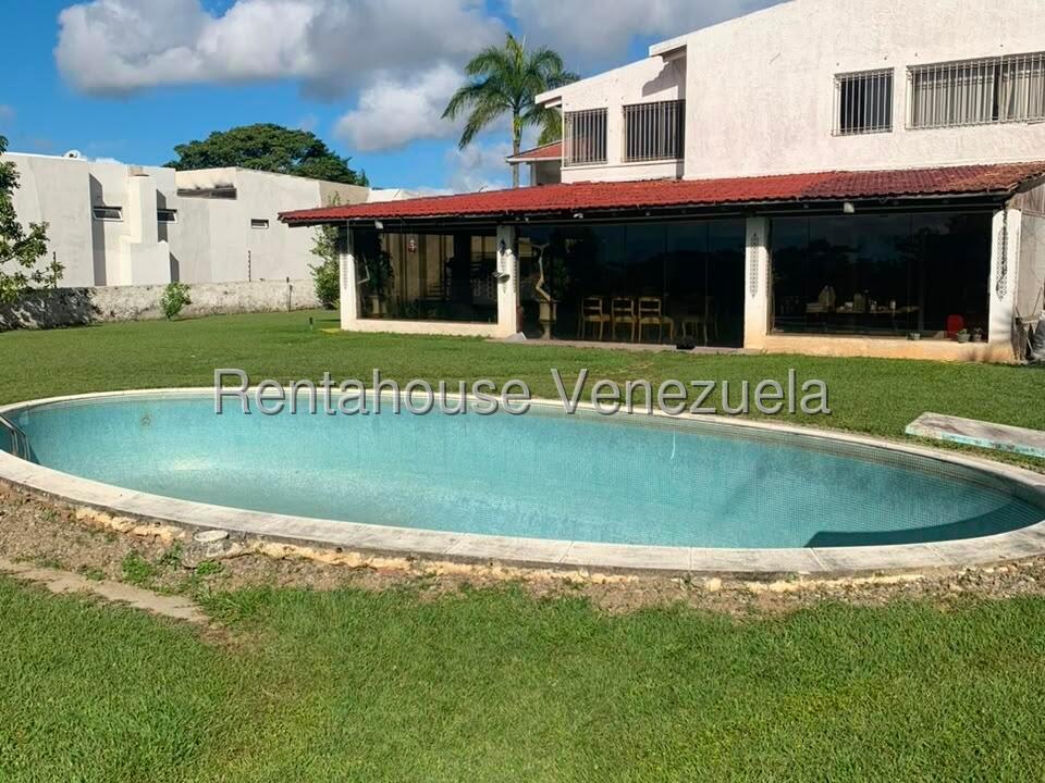 Casa en venta en Caracas (Alto Hatillo), foto 1 de 12