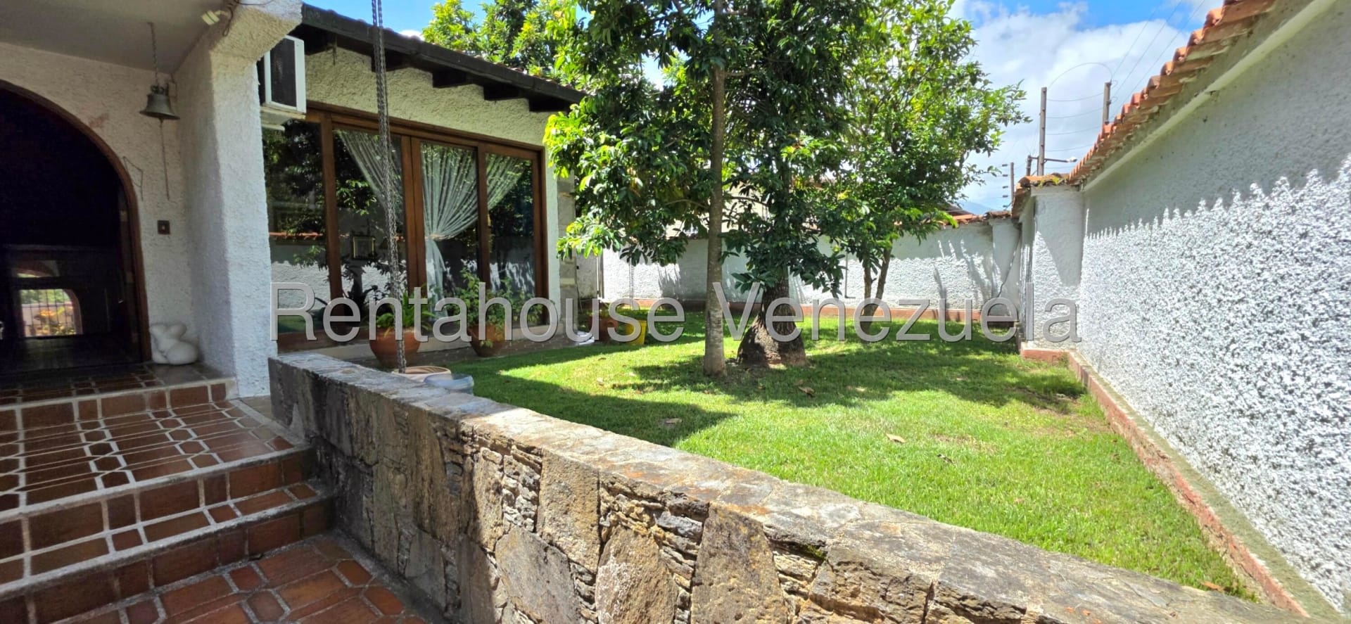 Casa en venta en Caracas (La Lagunita Country Club), foto 4 de 12