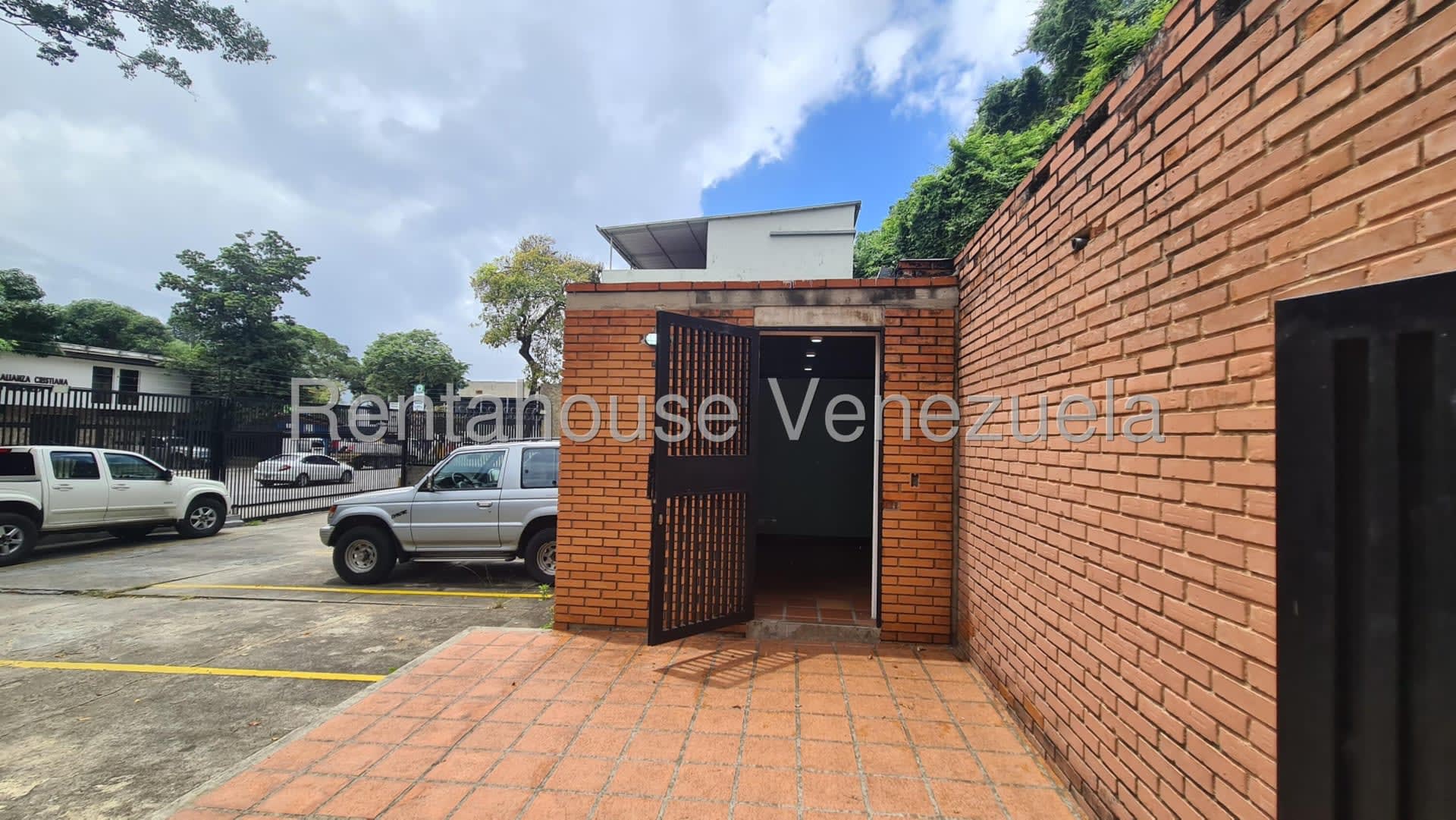 Casa en venta en Caracas (Chuao), foto 2 de 12