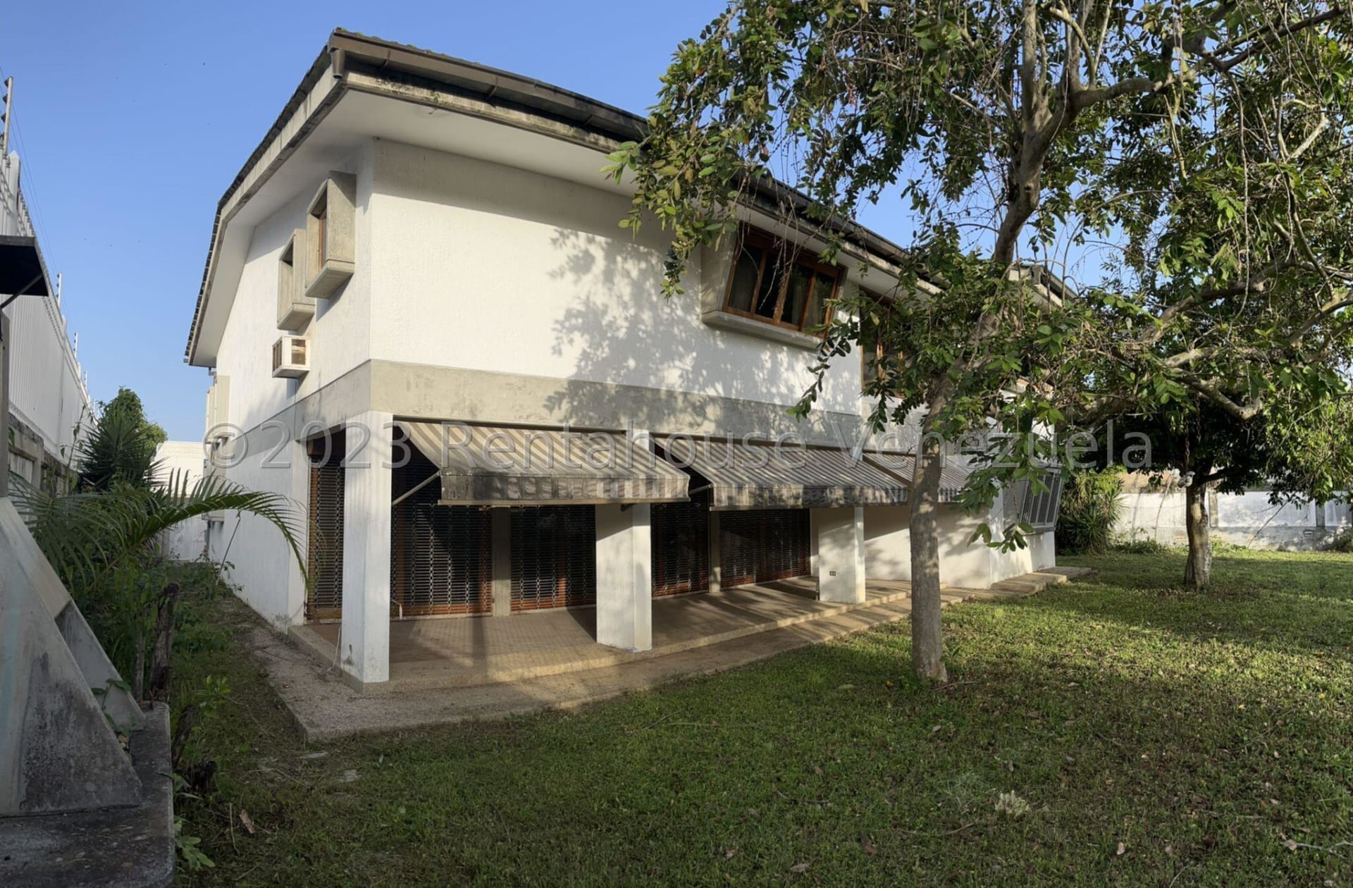 Casa en venta en Caracas (Colinas del Tamanaco), foto 3 de 12