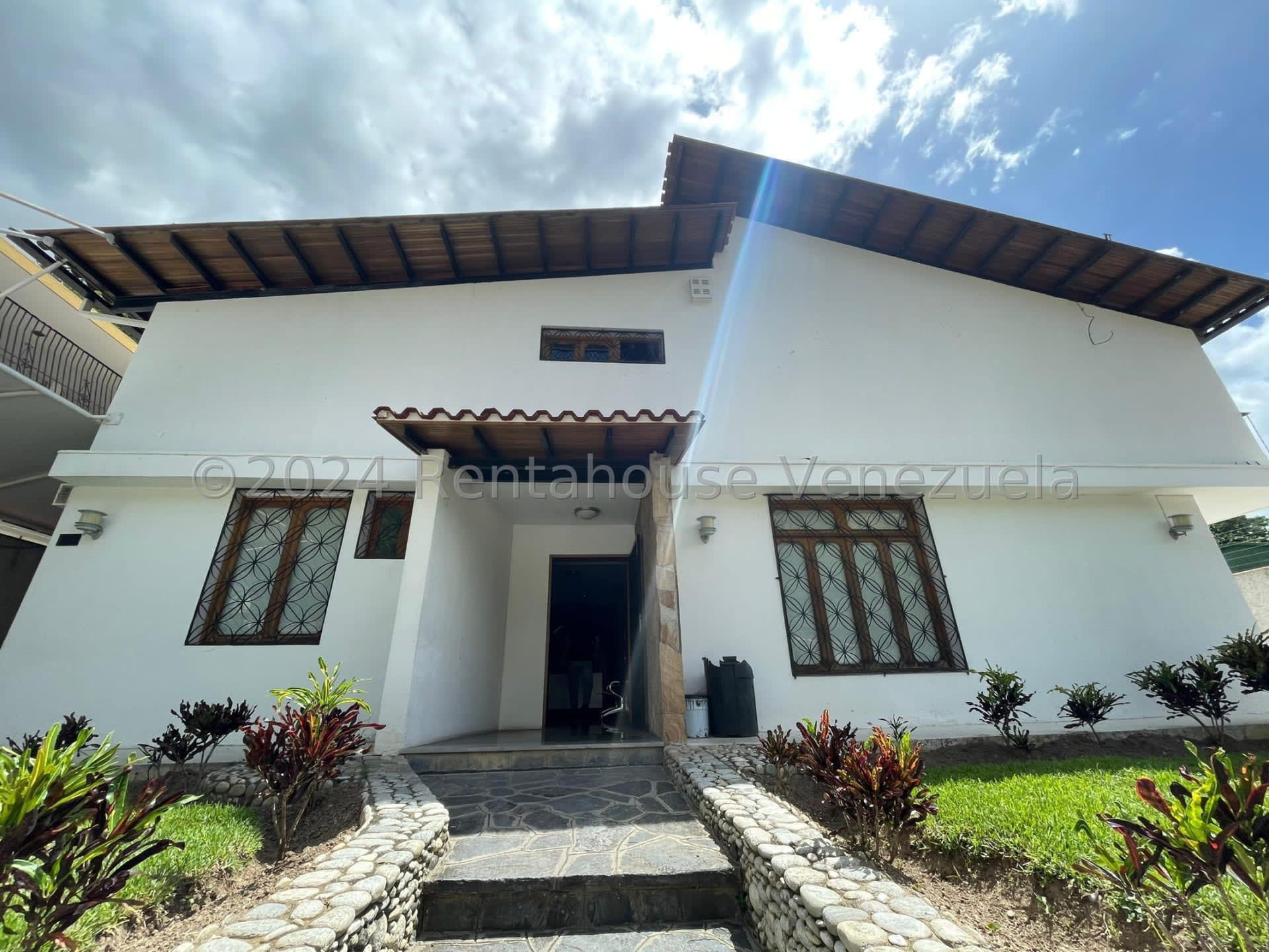 Casa en venta en Caracas (Colinas de Bello Monte), foto 1 de 12