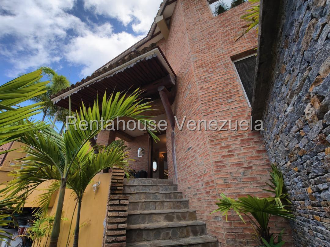 Casa en venta en Caracas (La Lagunita Country Club), foto 3 de 12