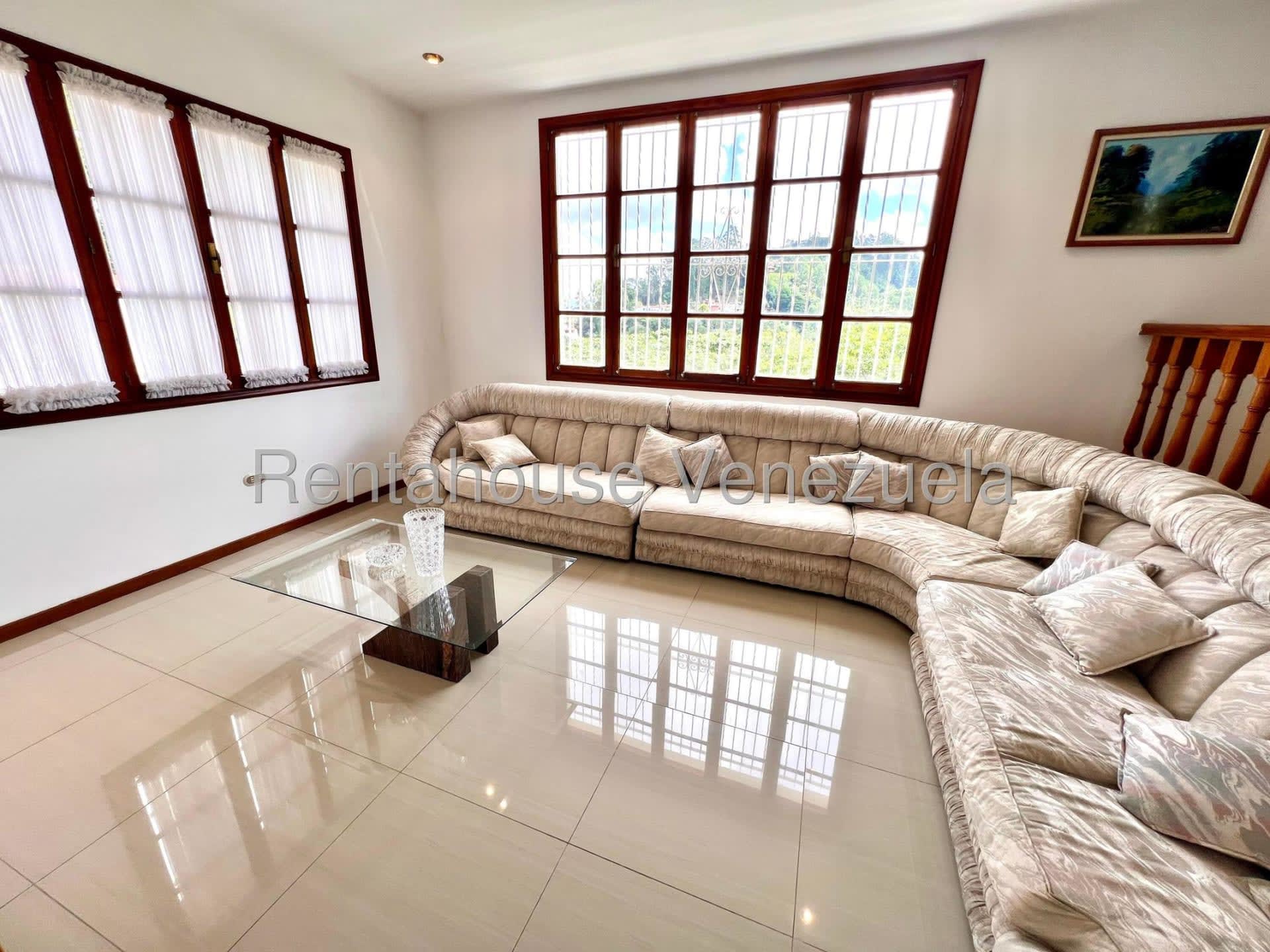 Casa en venta en Caracas (Los Naranjos del Cafetal), foto 4 de 12