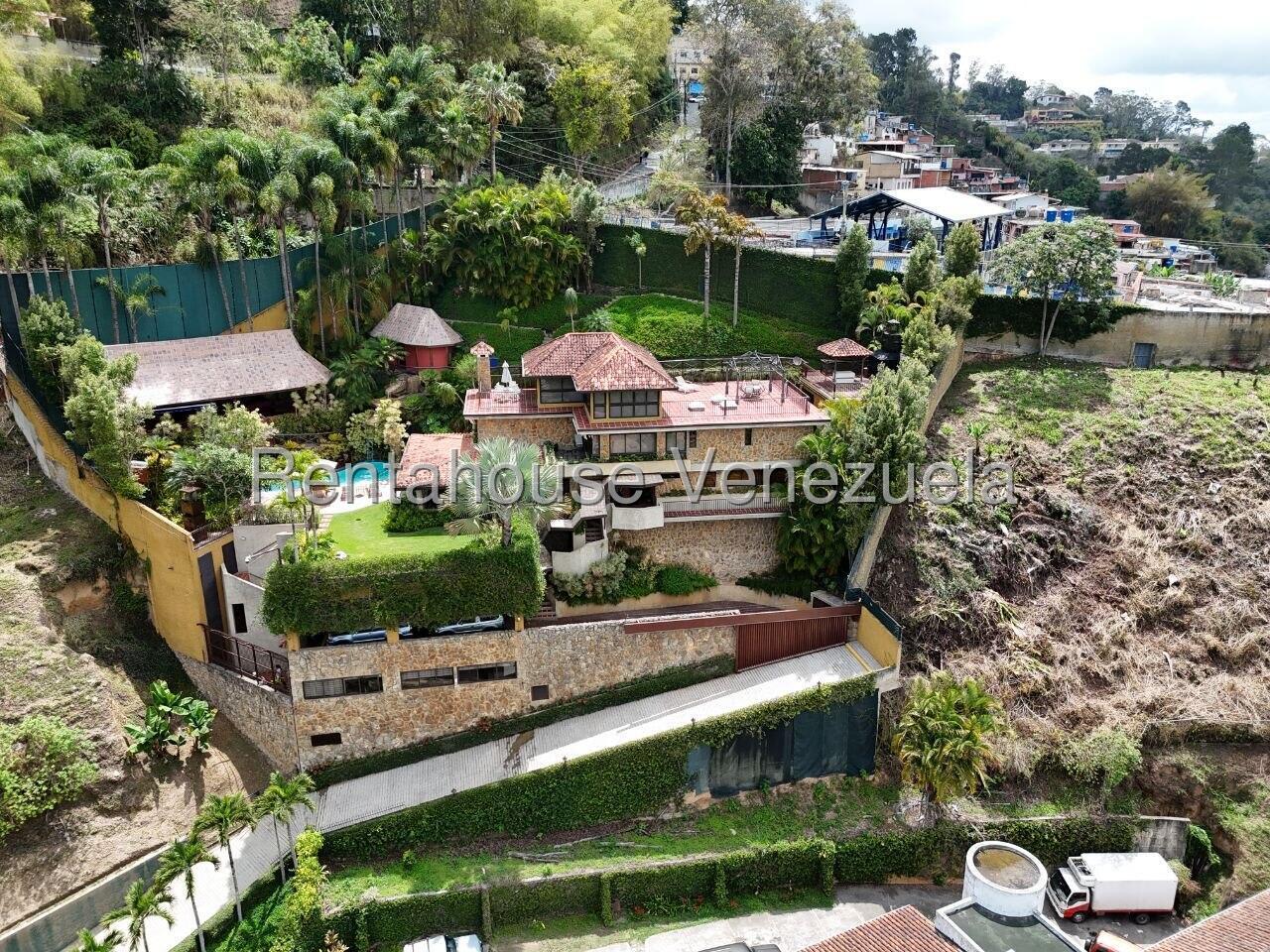 Casa en venta en Caracas (Alto Hatillo), foto 1 de 12