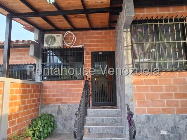 Casa en venta en Caracas (El Ingenio), foto 1 de 12