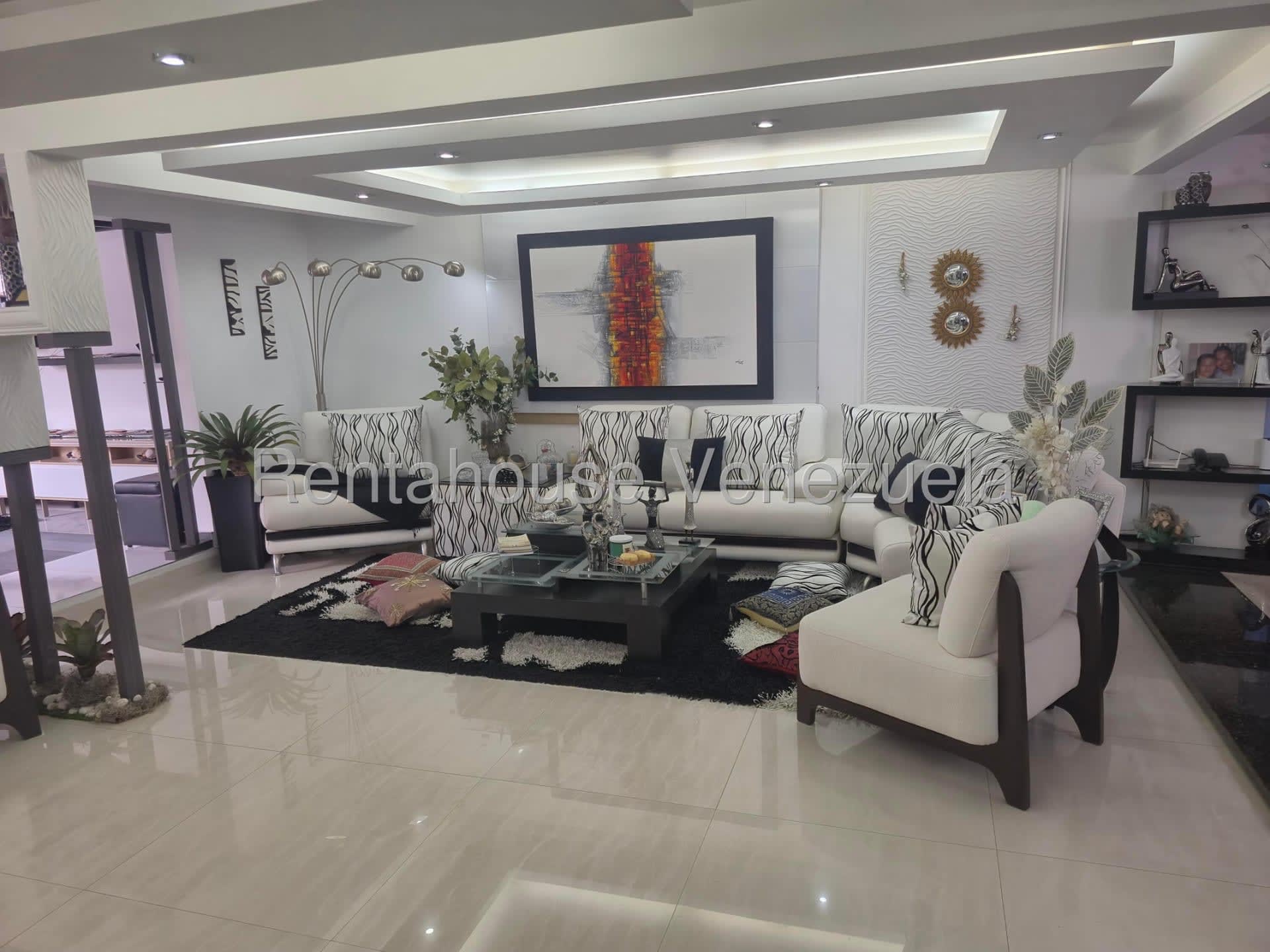 Casa en venta en Caracas (Cumbres de Curumo), foto 2 de 12
