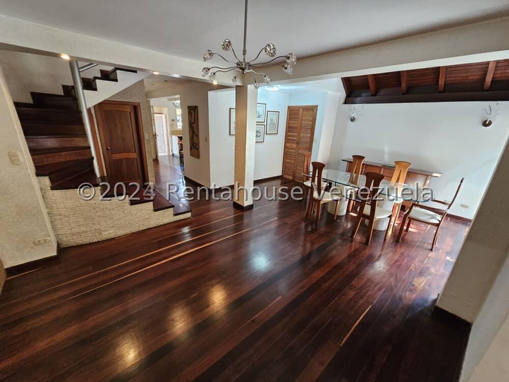 Casa en venta en Caracas (La Lagunita Country Club), foto 2 de 12