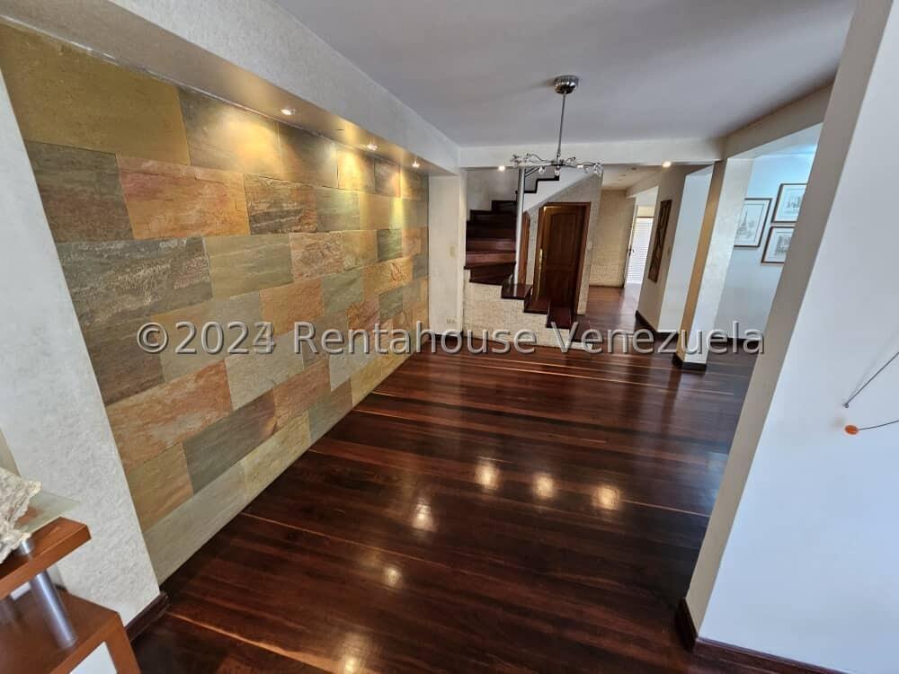 Casa en venta en Caracas (La Lagunita Country Club), foto 3 de 12