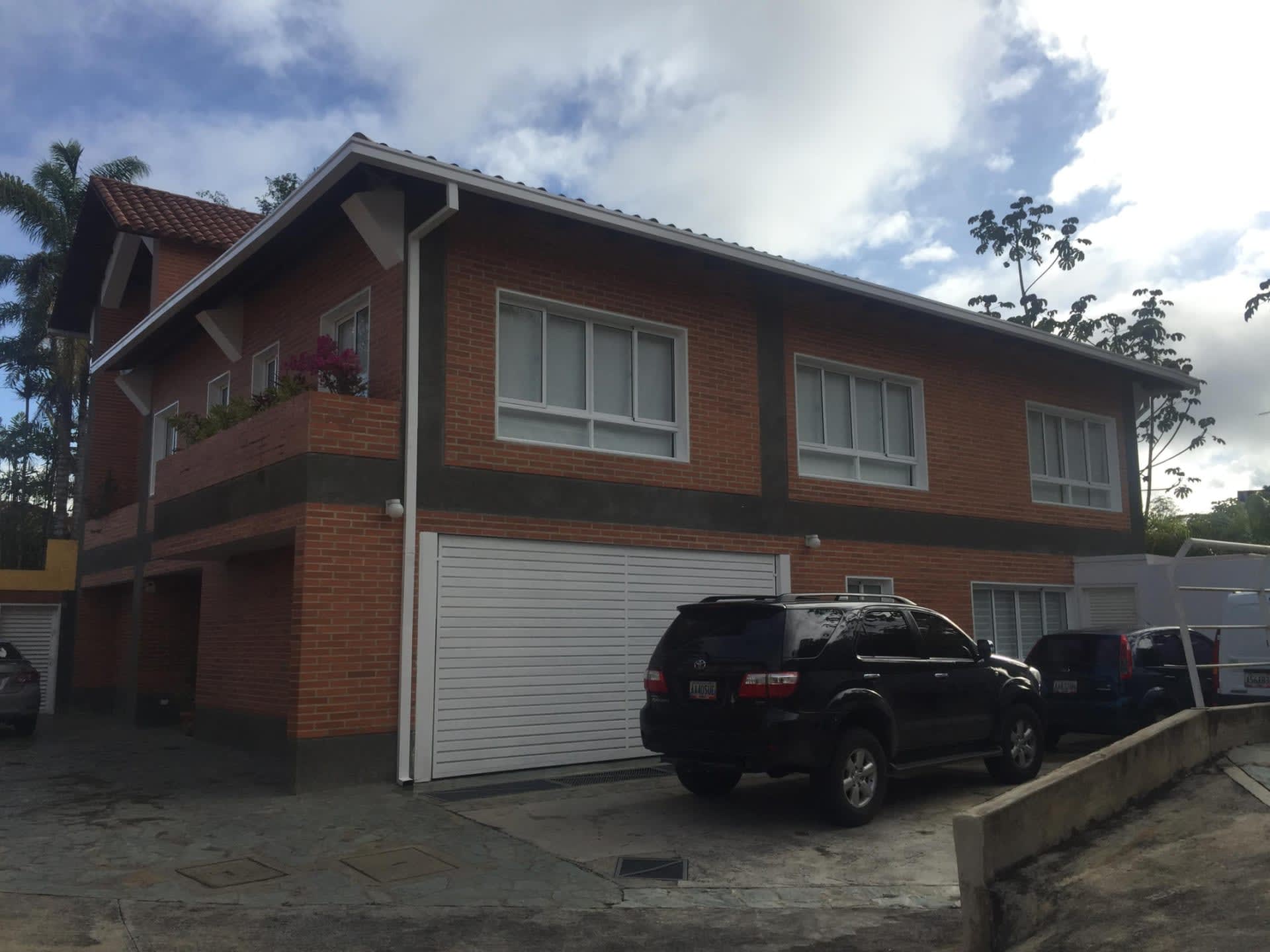 Casa en venta en Caracas (Oripoto), foto 1 de 12