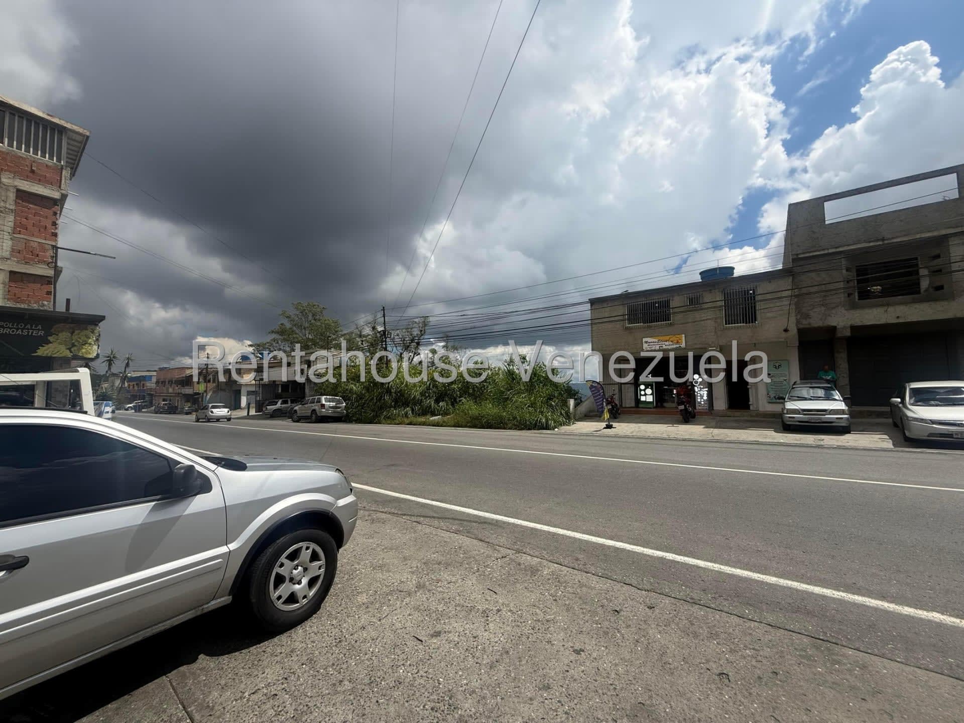 Terreno en venta en Caracas (El Junquito), foto 3 de 12