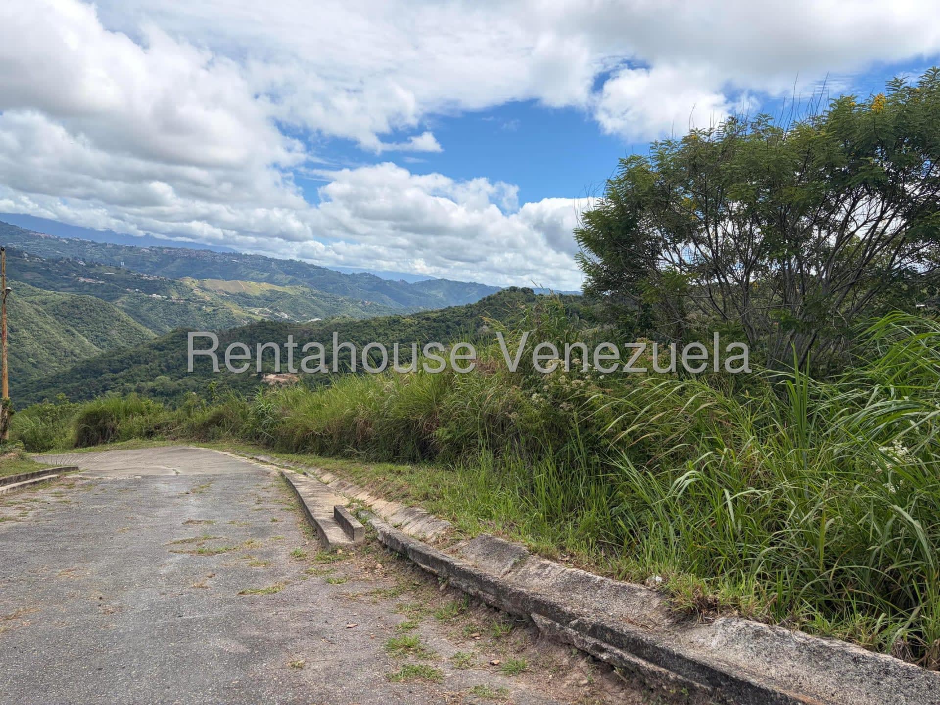 Terreno en venta en Caracas (Sabaneta), foto 2 de 4
