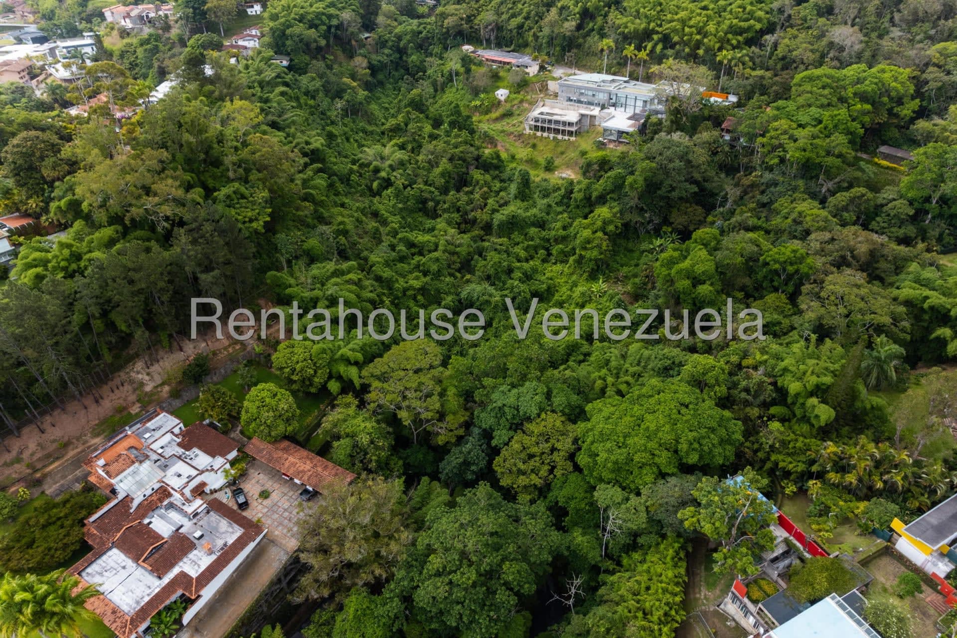 Terreno en venta en Caracas (Alto Hatillo), foto 3 de 5