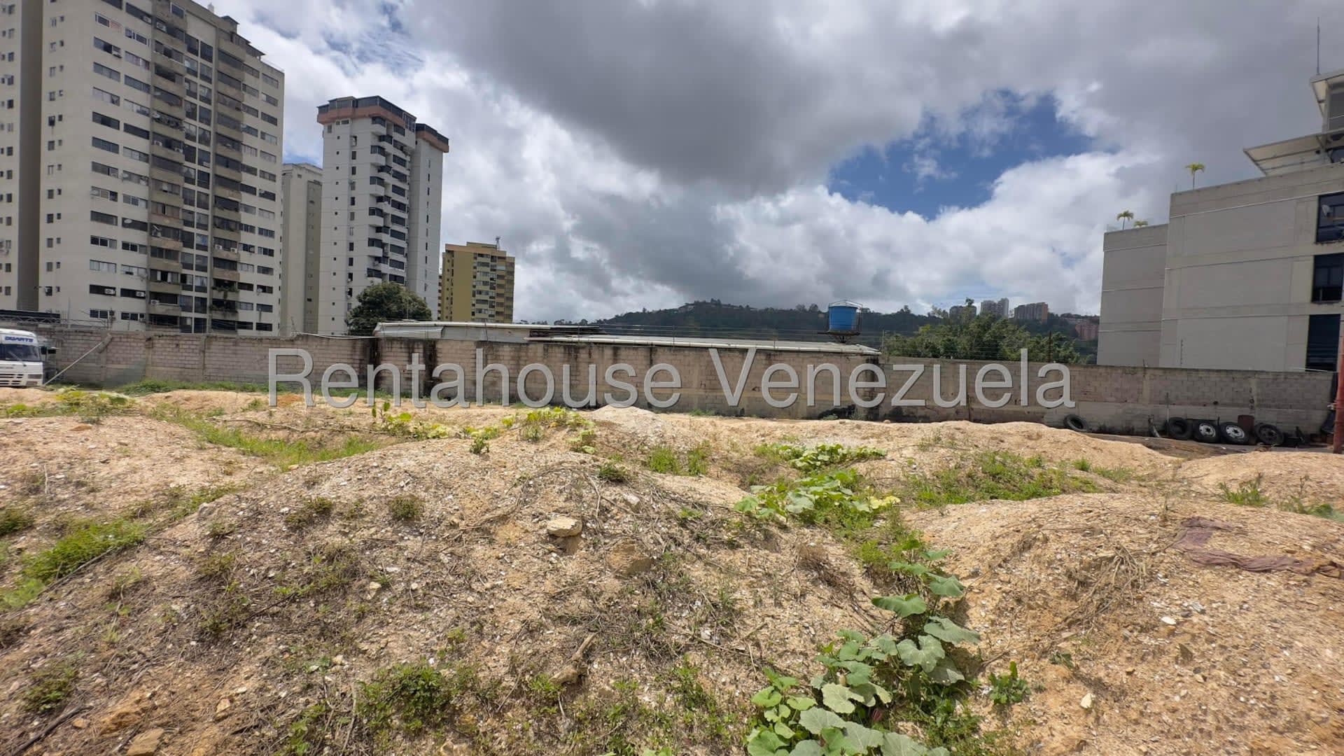 Terreno en alquiler en Caracas (Guaicay), foto 5 de 12