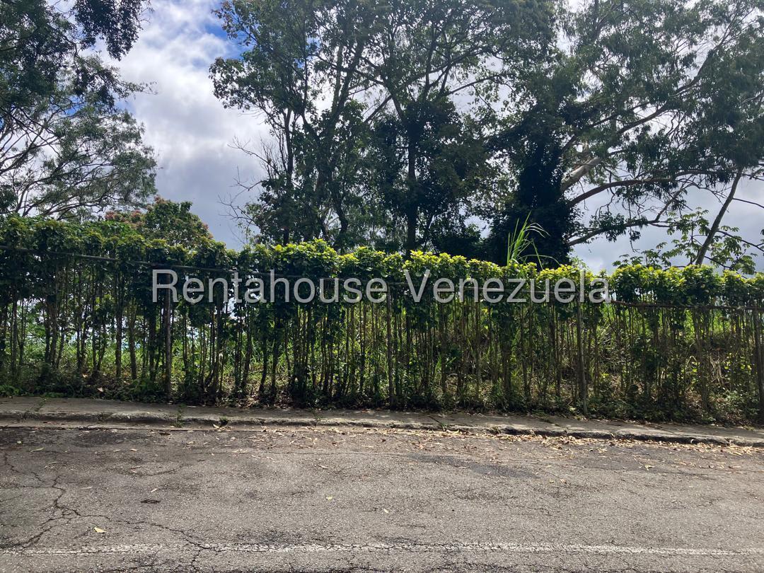 Terreno en venta en Caracas (La Lagunita Country Club), foto 4 de 8