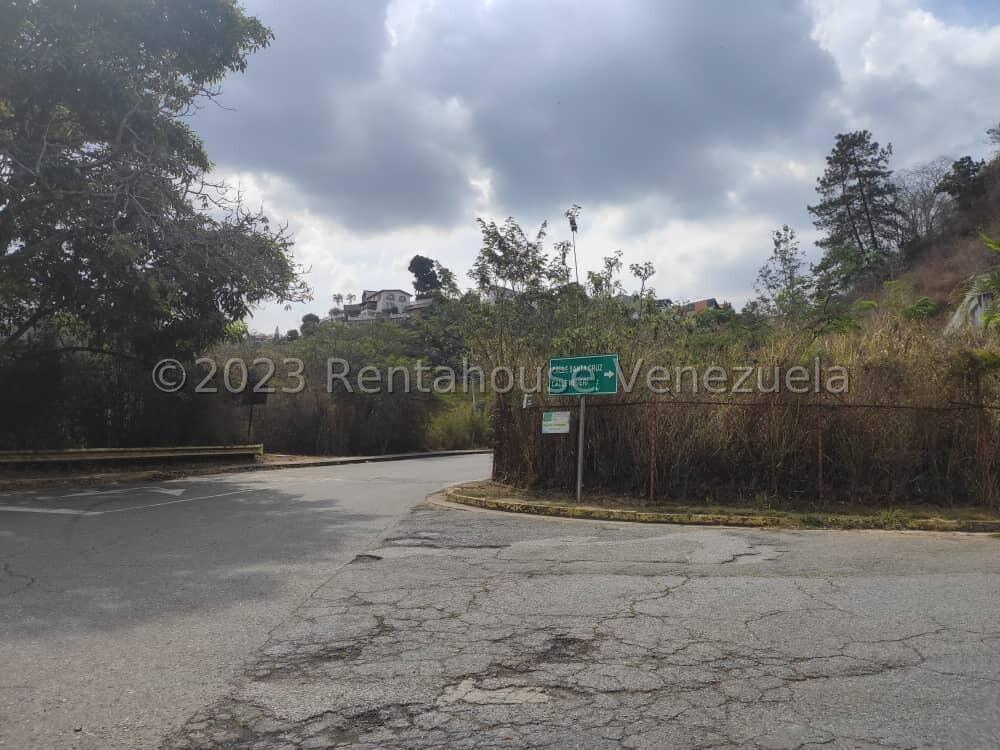 Terreno en venta en Caracas (Colinas del Tamanaco), foto 2 de 6