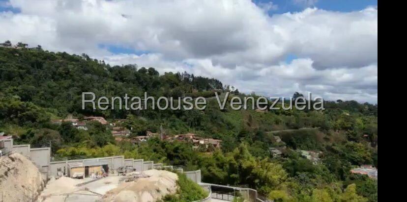 Terreno en venta en Caracas (Oripoto), foto 2 de 12