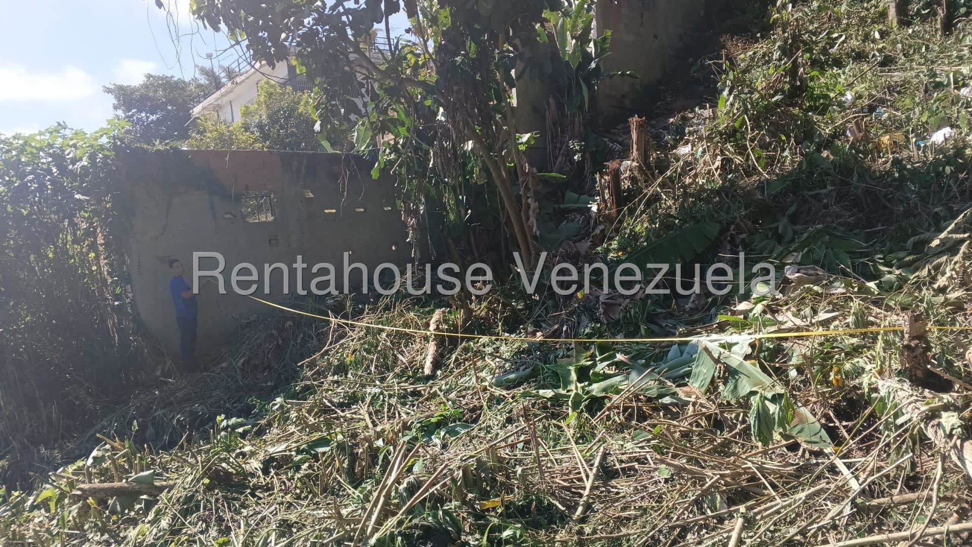 Terreno en venta en Caracas (Hoyo de La Puerta), foto 1 de 12