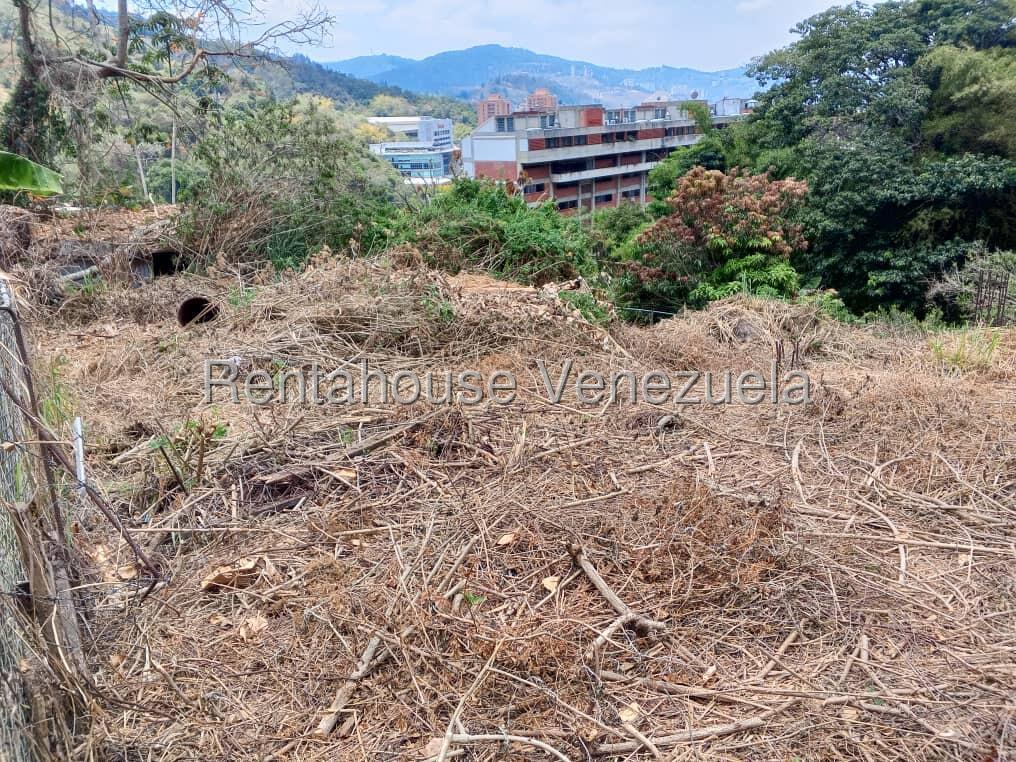 Terreno en venta en Caracas (La Tahona), foto 2 de 12