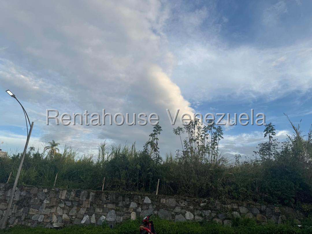 Terreno en venta en Caracas (La Lagunita Country Club), foto 4 de 8
