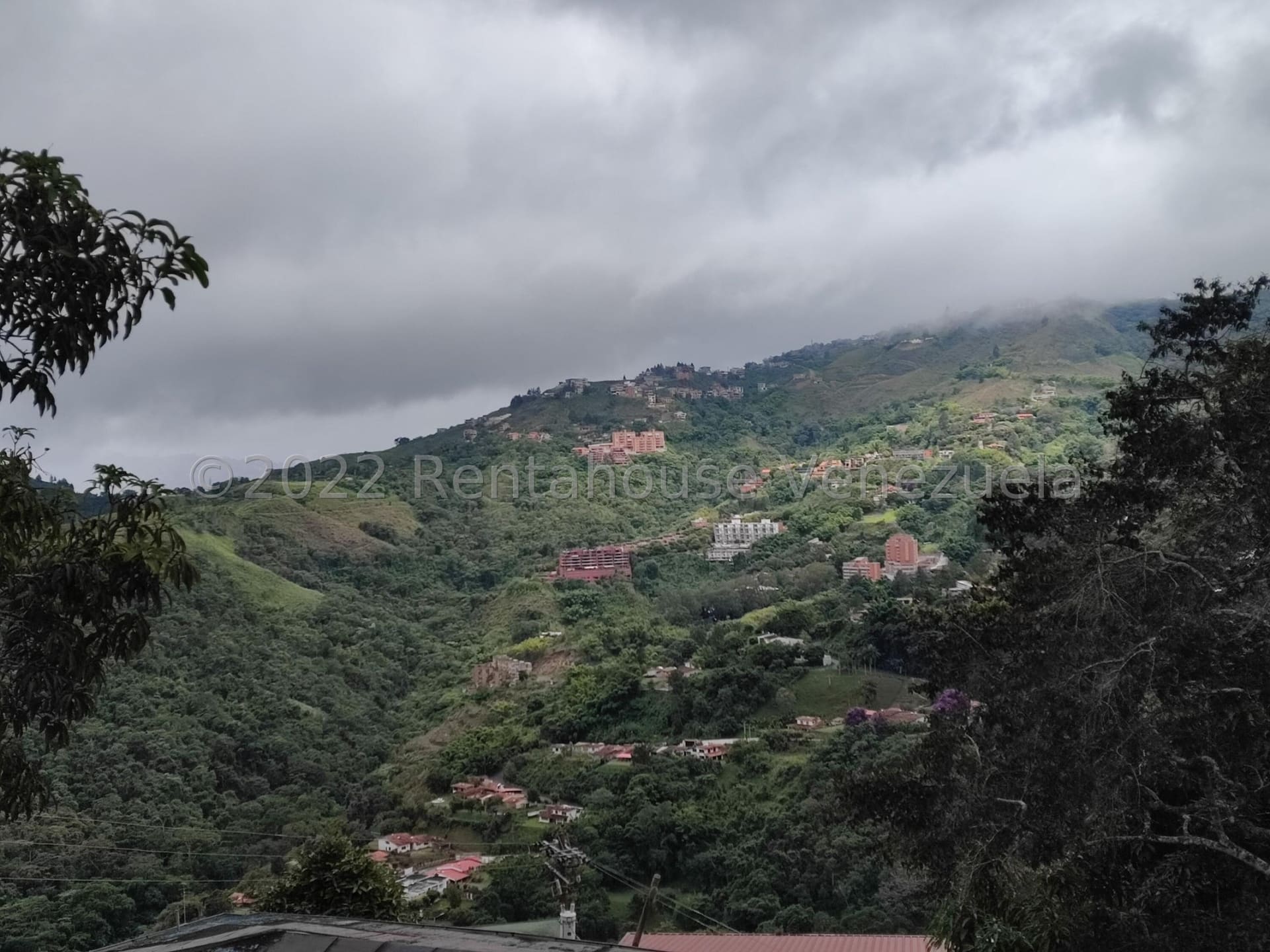 Terreno en venta en Caracas (El Hatillo), foto 2 de 10