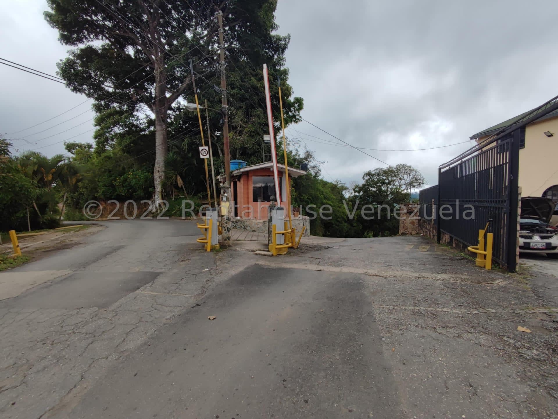 Terreno en venta en Caracas (El Hatillo), foto 1 de 10